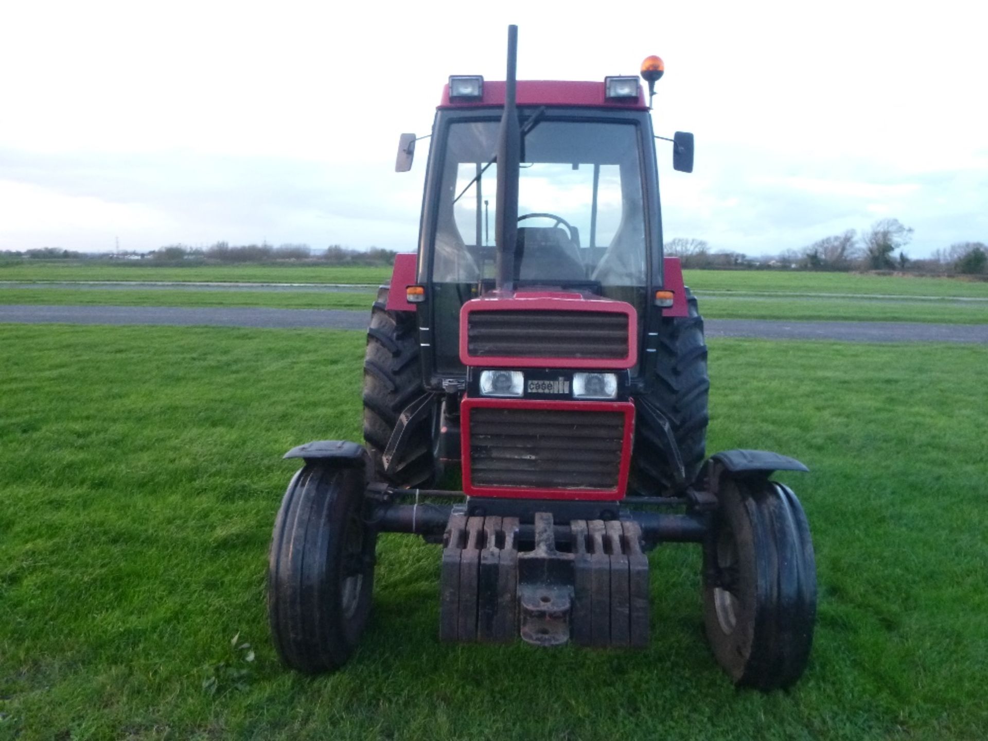 Case 856XL 2wd Tractor. 3050 hrs - date of reg 31/12/89
V5 Applied for. - Image 2 of 13