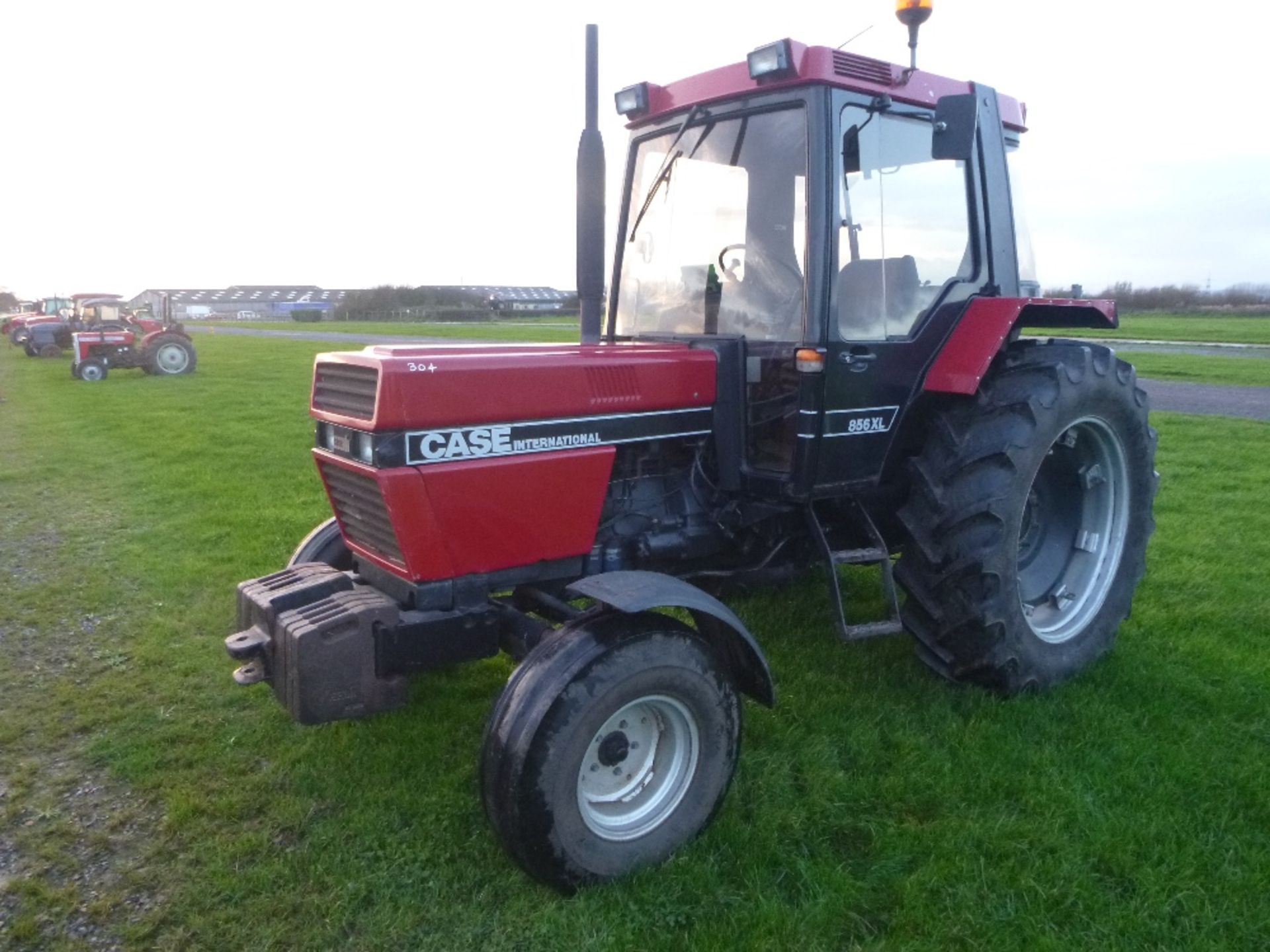 Case 856XL 2wd Tractor. 3050 hrs - date of reg 31/12/89
V5 Applied for.