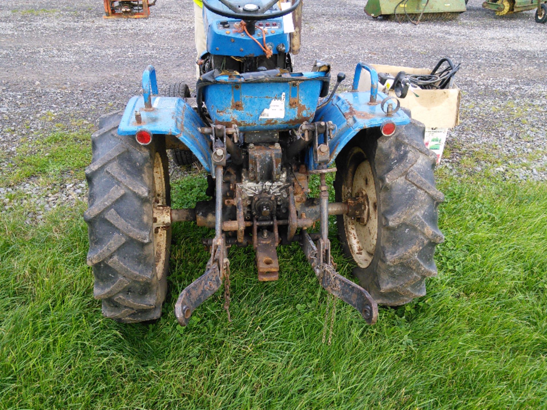 Iseki 4x4 Compact Tractor - Image 3 of 3