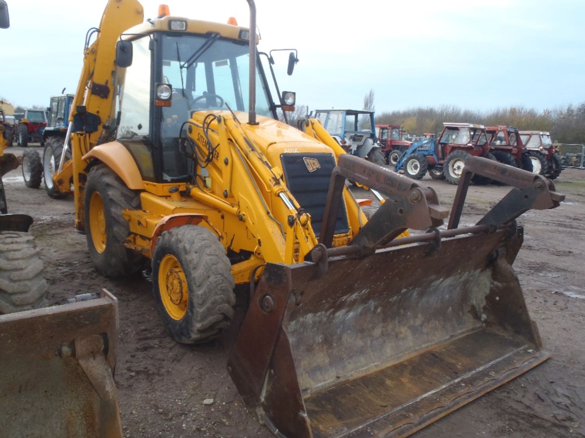 JCB 3CX 4wd Sitemaster Manual  55 Reg  UNRESERVED LOT - Image 3 of 7