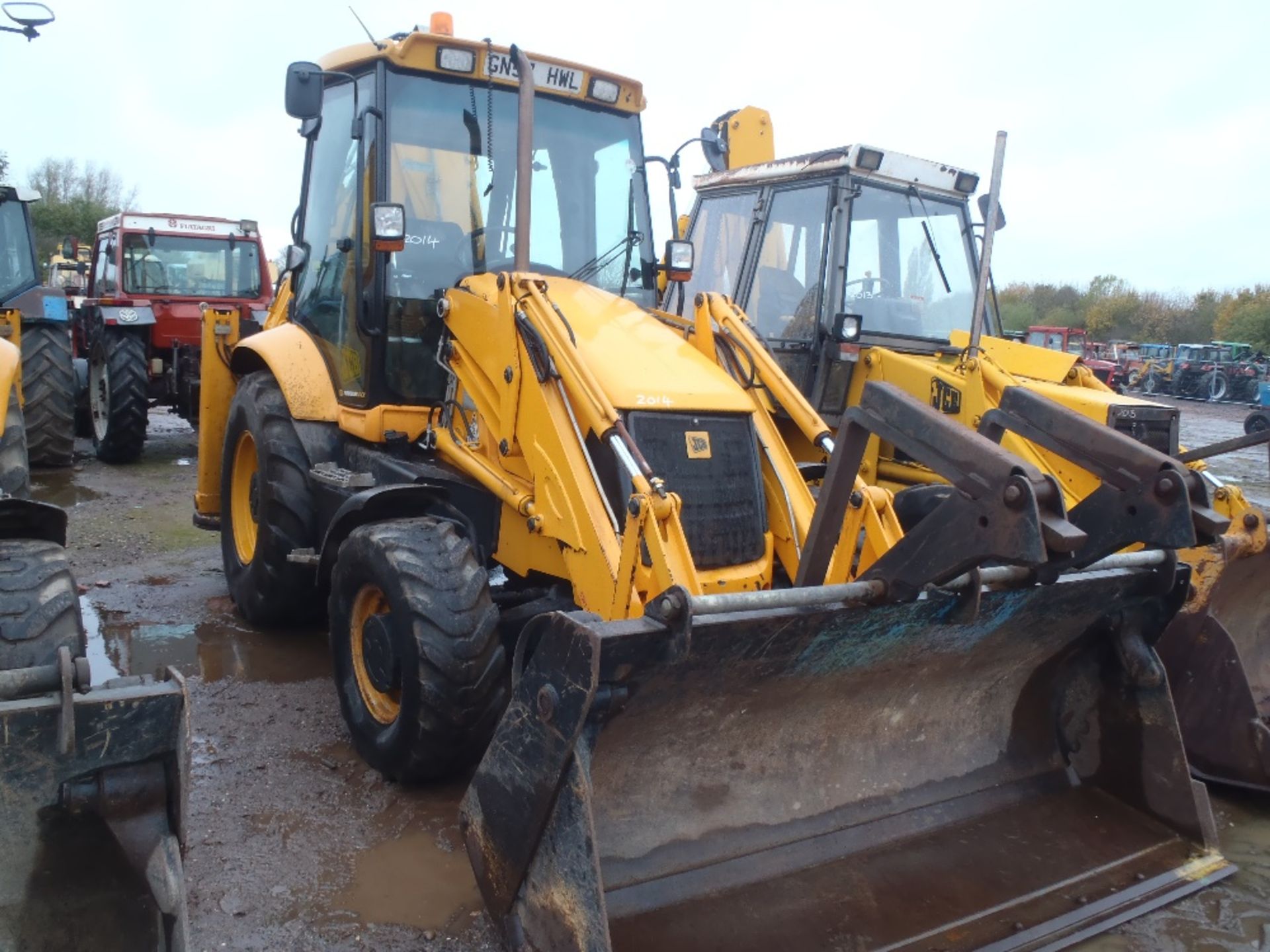 2008 JCB 3CX Sitemaster 4x4 with 4 in 1 Bucket, Extending Dipper Arm & Quick Hitch. V5 will be - Image 2 of 5
