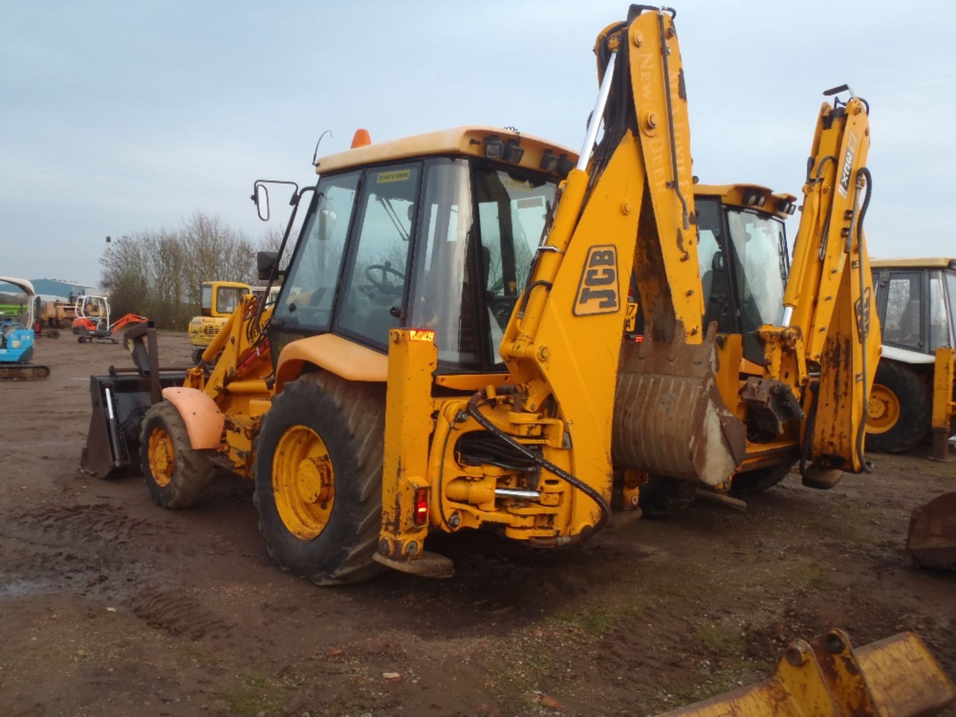 JCB 3CX 4wd Sitemaster Manual  55 Reg  UNRESERVED LOT - Image 7 of 7