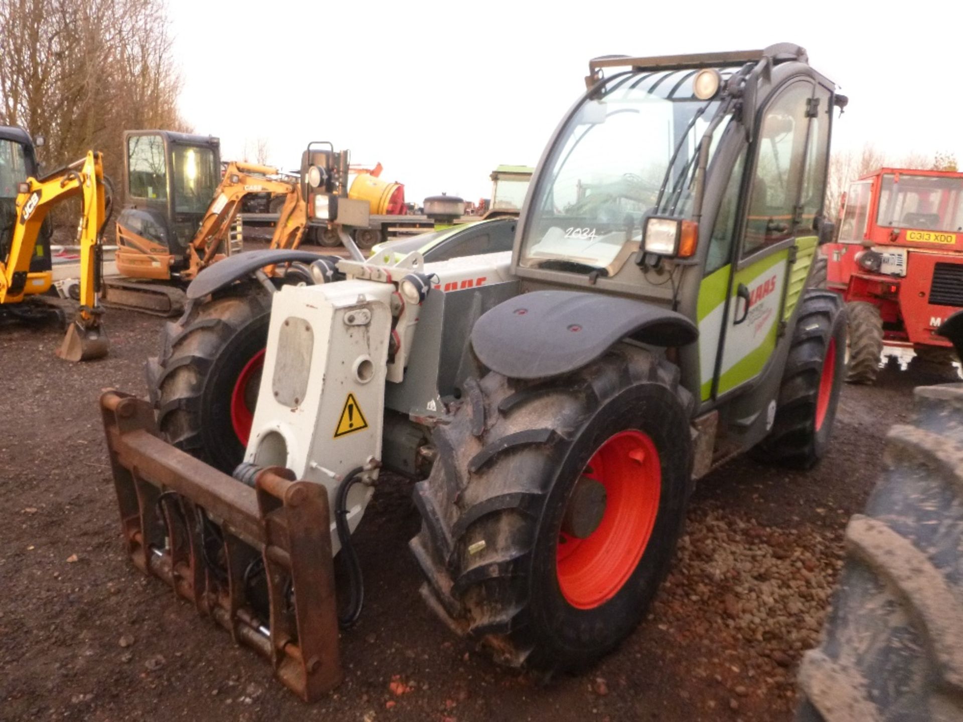 Claas Scorpion 7040 Plus Vario Telehandler.  Reg.No. SY09 RDF