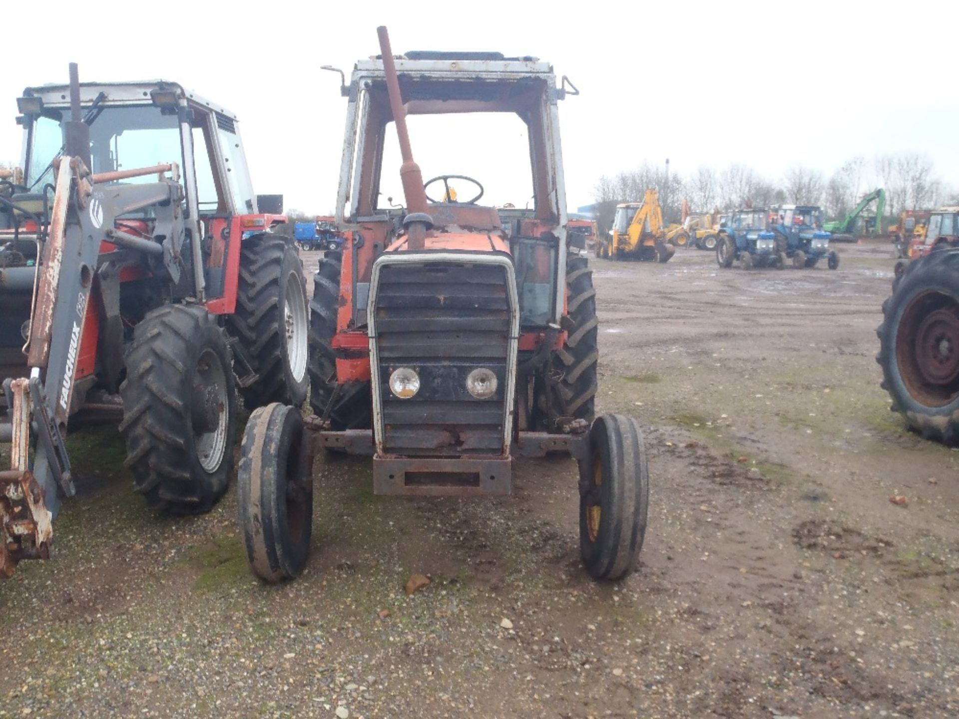 Massey Ferguson 690 Tractor - Image 2 of 9