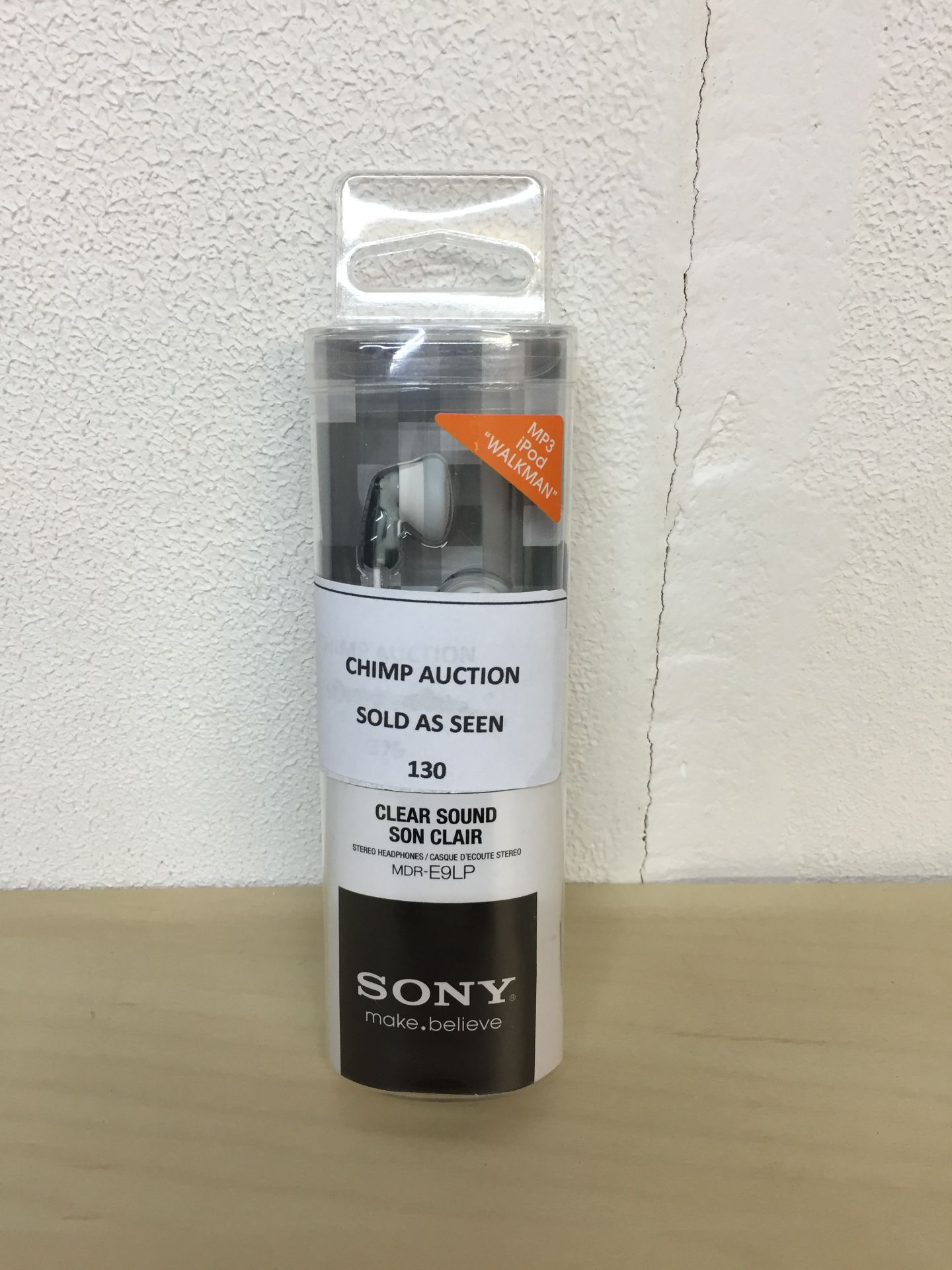 NEW & SEALED SONY MDR-E9LP HEADPHONES