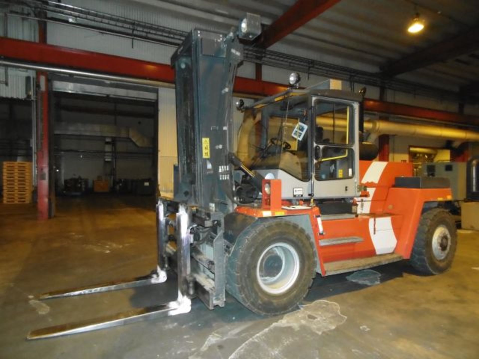 * 2002 Kalmar Model DCD 120-12 12 Tonne Diesel Forklift Truck; Max Lift Height 5000mm; Weight