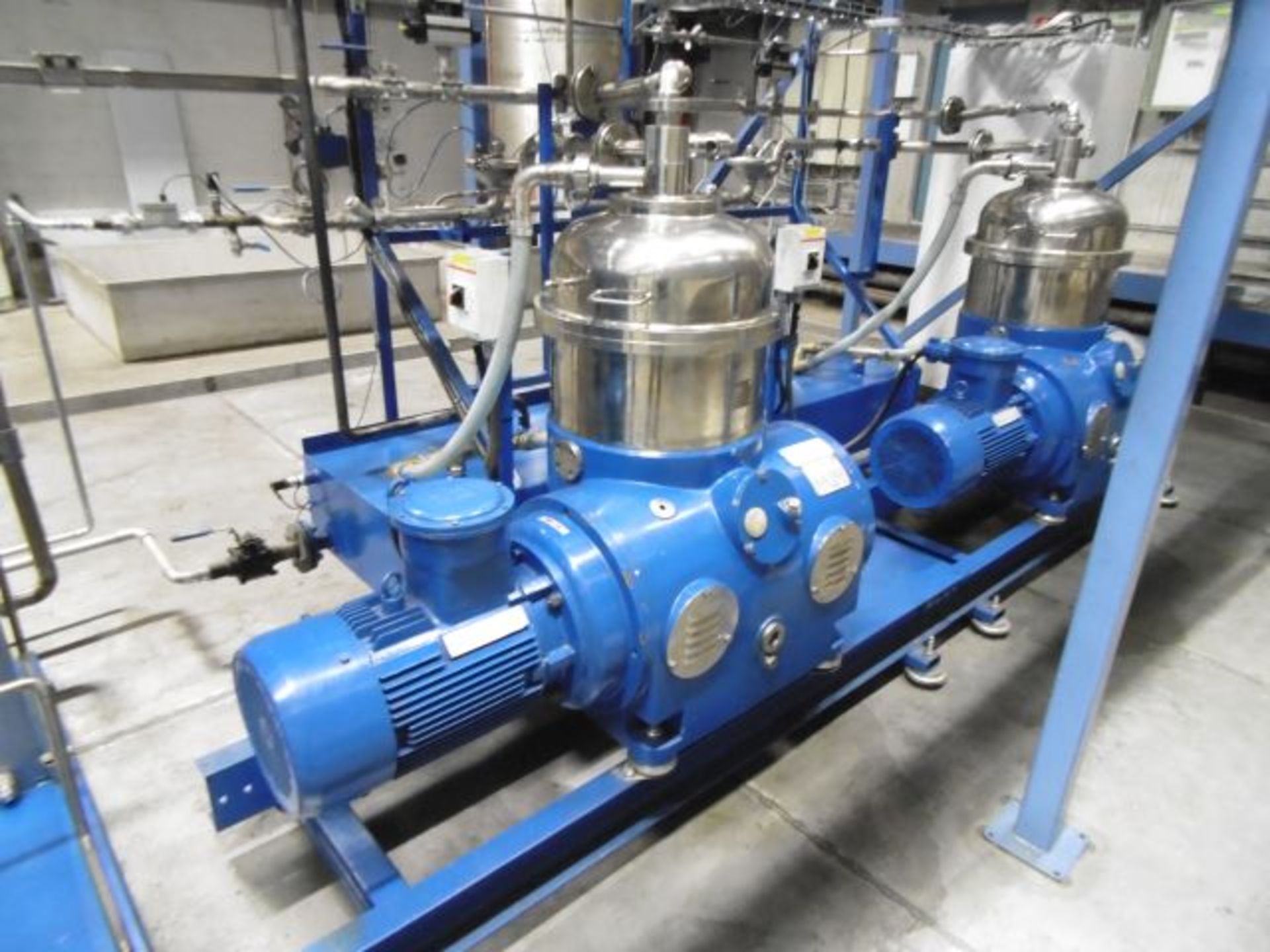 * 2011 Boll Lucent Selfclean Automatic Oil Filtration System comprising - Image 6 of 22