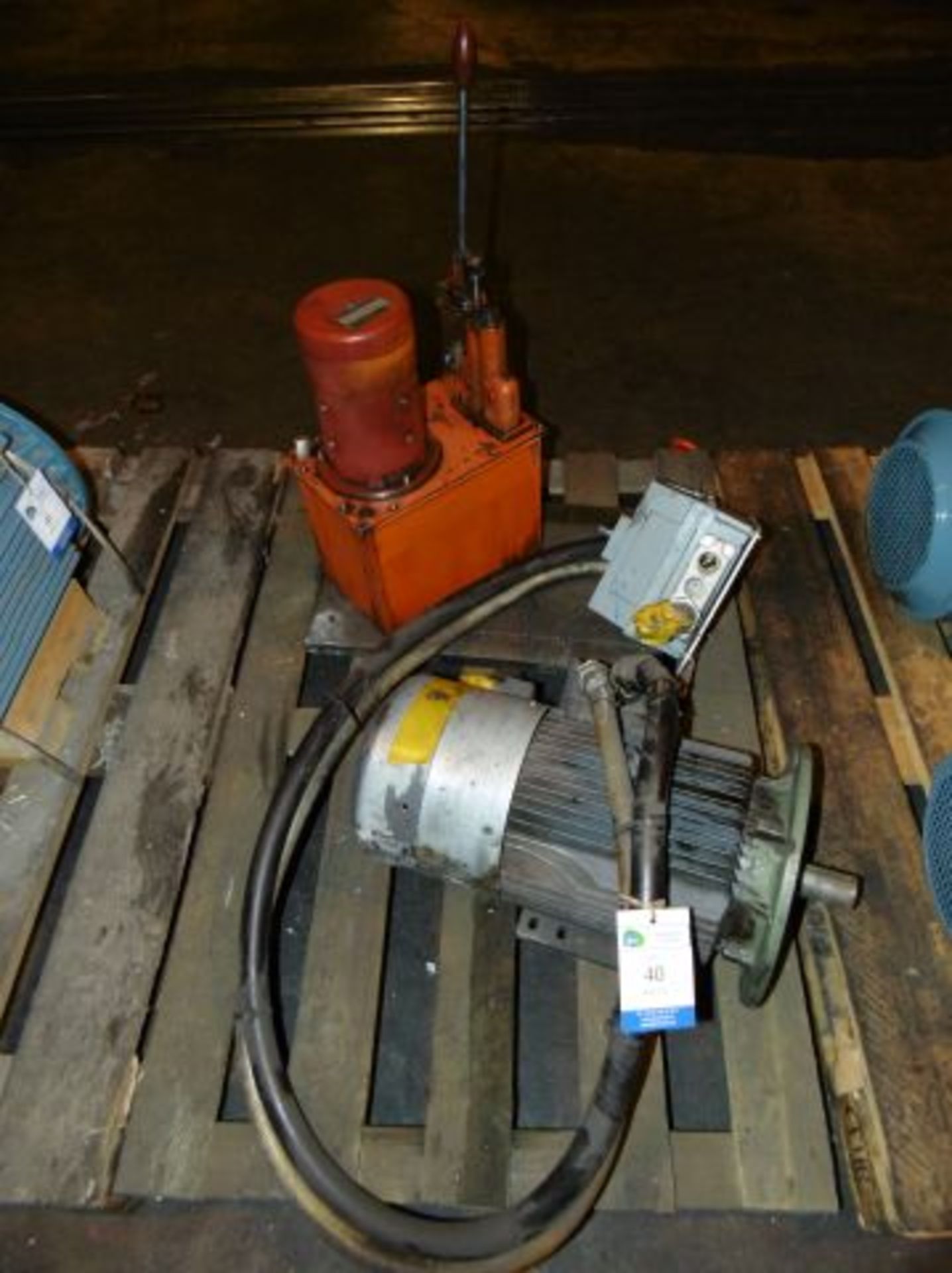 * Hagglunds Type MTL 9-7A Hydraulic Pump and Electric Motor. Loaded onto Buyer's Transport