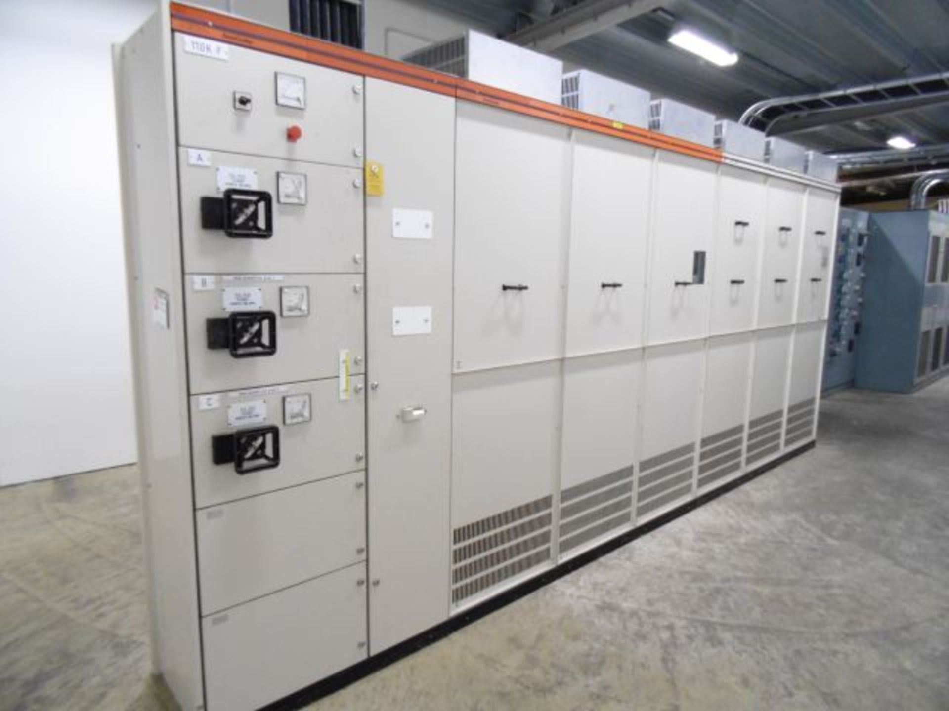 * 2 x Combined 1000kva 3 Phase Transformers to include 1992 ABB 1000kva type TFTTK; 11.025kv/0.38kv - Image 2 of 7