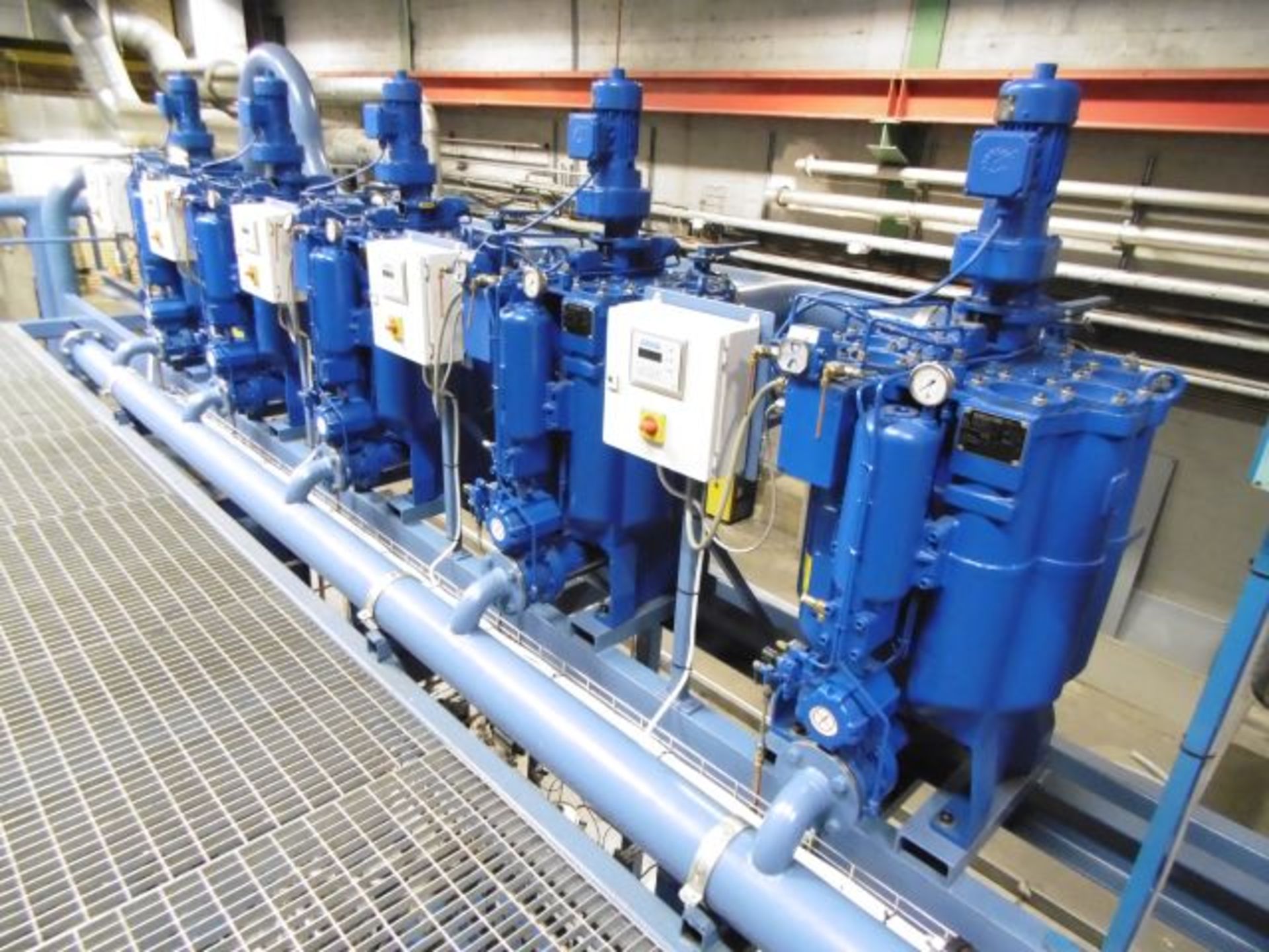 * 2011 Boll Lucent Selfclean Automatic Oil Filtration System comprising - Image 15 of 22