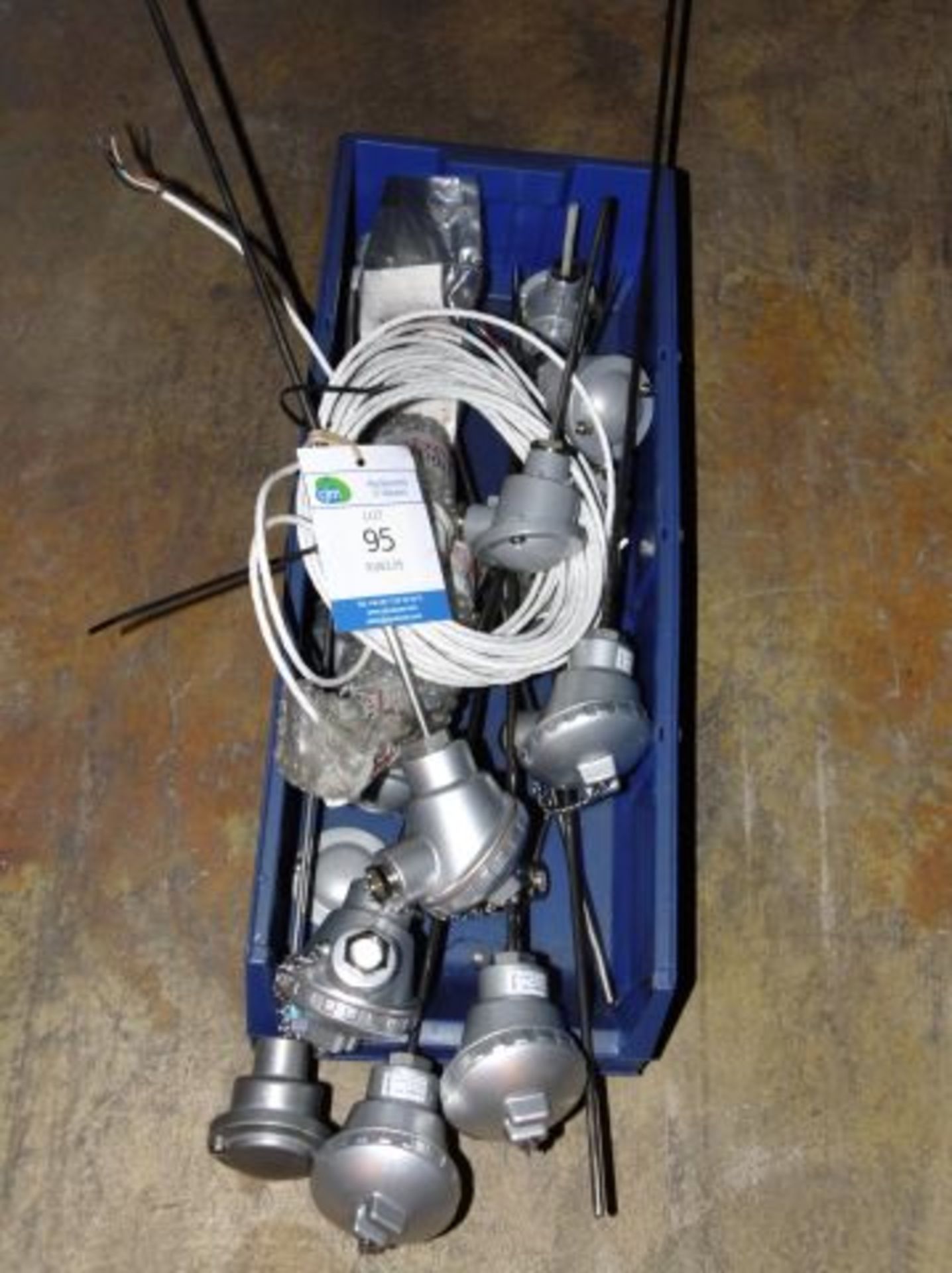 * 14 x Various Temperature Probes. Loaded onto Buyer's Transport