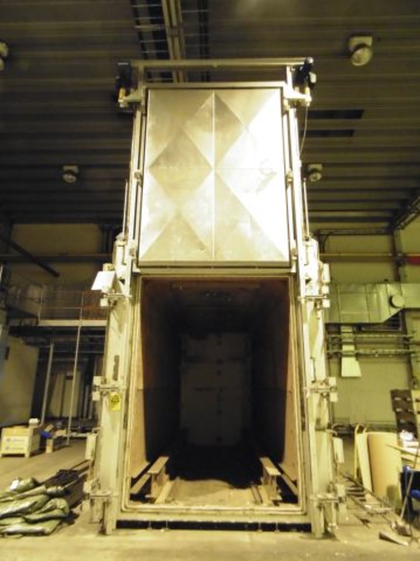 * Electric Final Annealing Furnace No5.   Click here to view more information on this lot. - Image 3 of 11