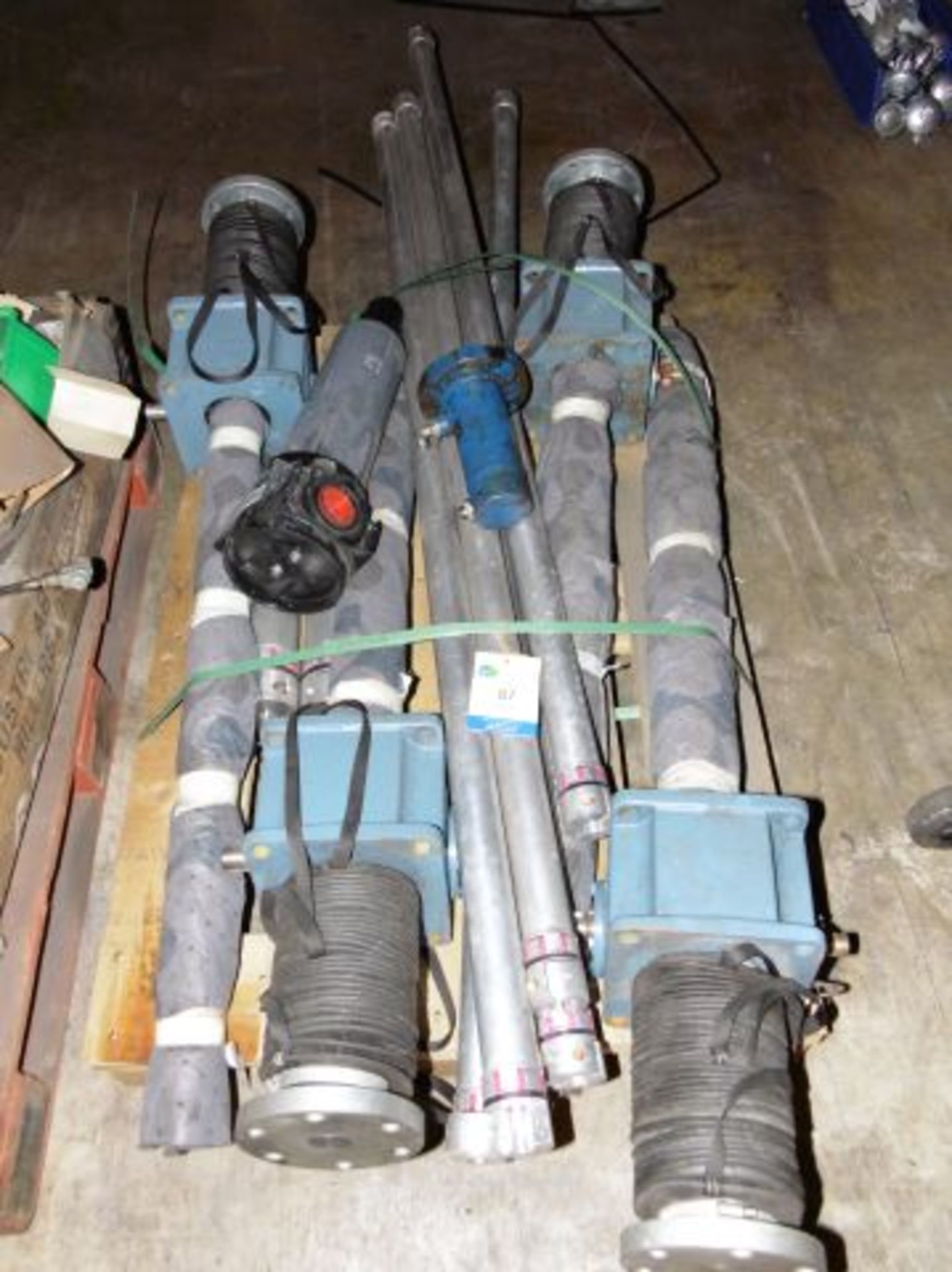 * 4 x Swedrive 070-120 Drive Shafts & other Drive Shafts, Atlas Copco Filter etc. Loaded onto