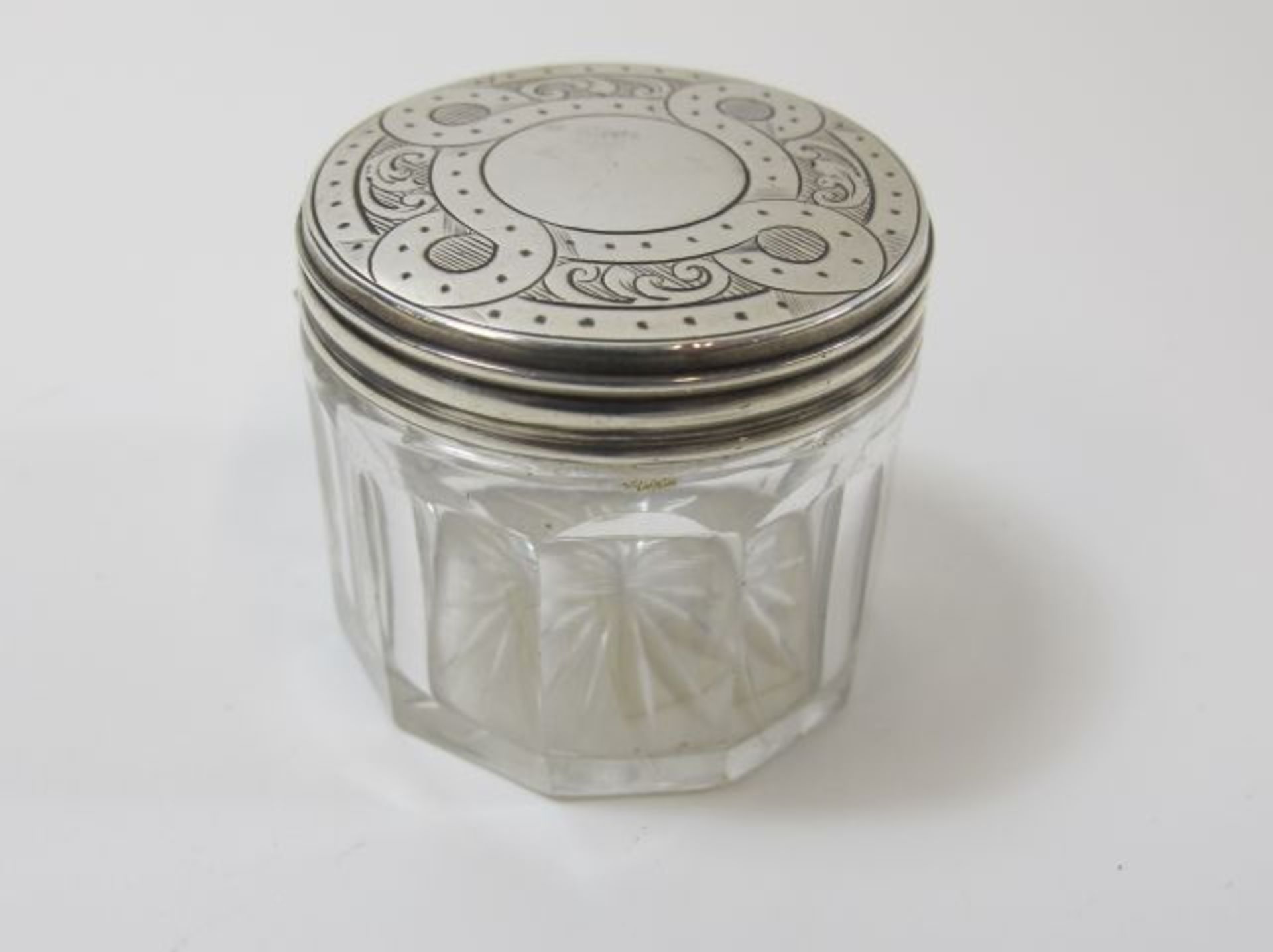 Victorian (London 1867) Silver Top Cut Glass Jar (est. £30-£50) - Image 2 of 2