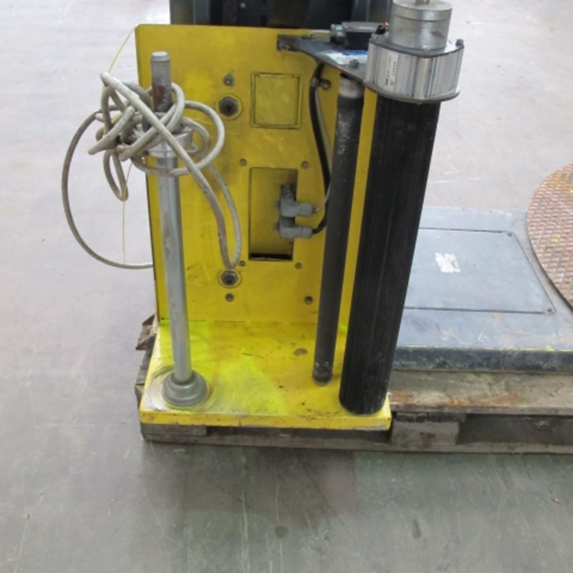 * Siat Model A Type W55244-1 Pallet Wrapper with Rotating Table YOM 2001.  Serial Number: 1012, 3 - Image 3 of 3