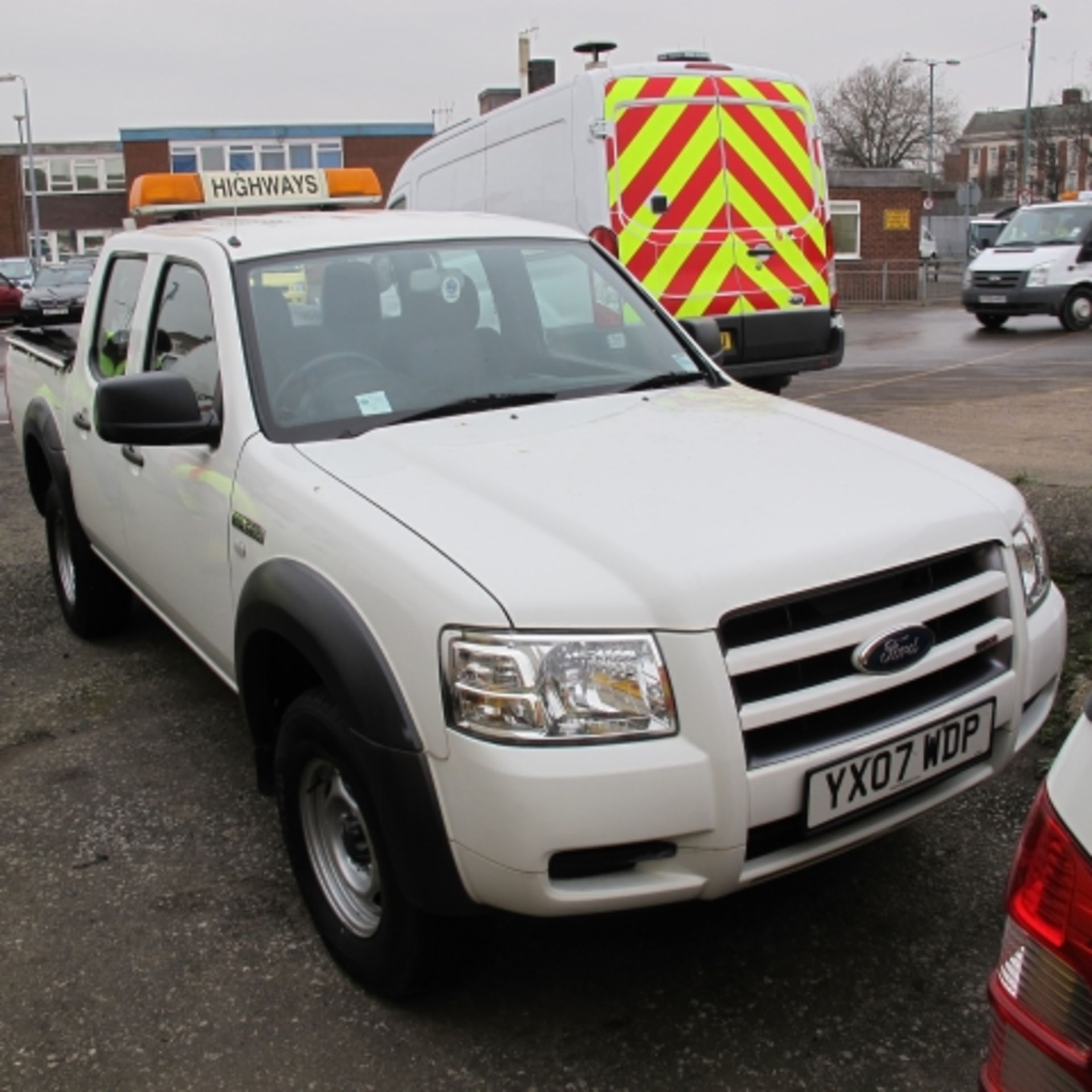 * Ford Ranger 2.5TDCI 4WD Crew Cab Pick up with Rear Sheet Cover & Ball/Pin Hitch, Reg YX07 WDP