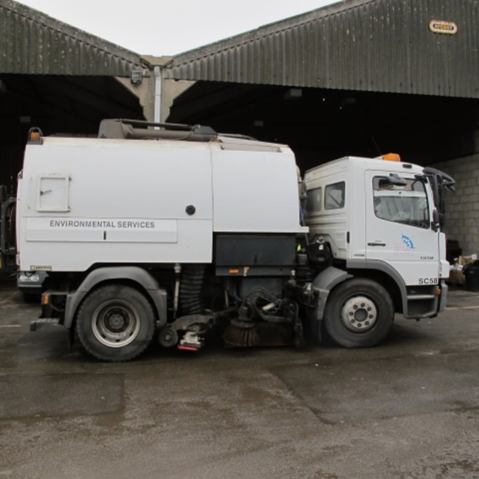 * 2009 Johnston Sweepers 650 Mercedes Atego 1518 15 Tonne Left Hand Drive Road Sweeper, Reg FX09 - Image 2 of 11