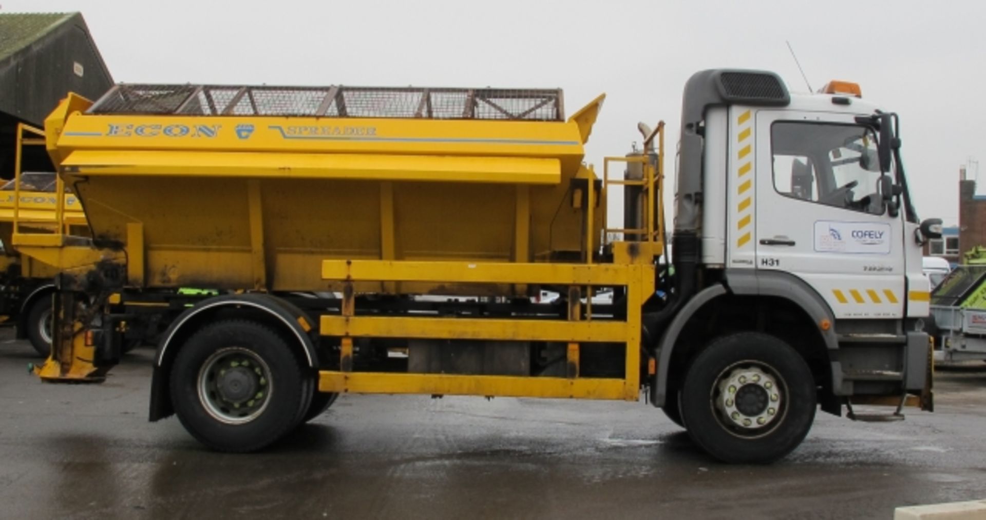 * Mercedes Axor 1824 18 Tonne 2WD Gritter Lorry with Econ Spreader Body, Reg FX57 CFK, Odometer Rea - Image 9 of 18