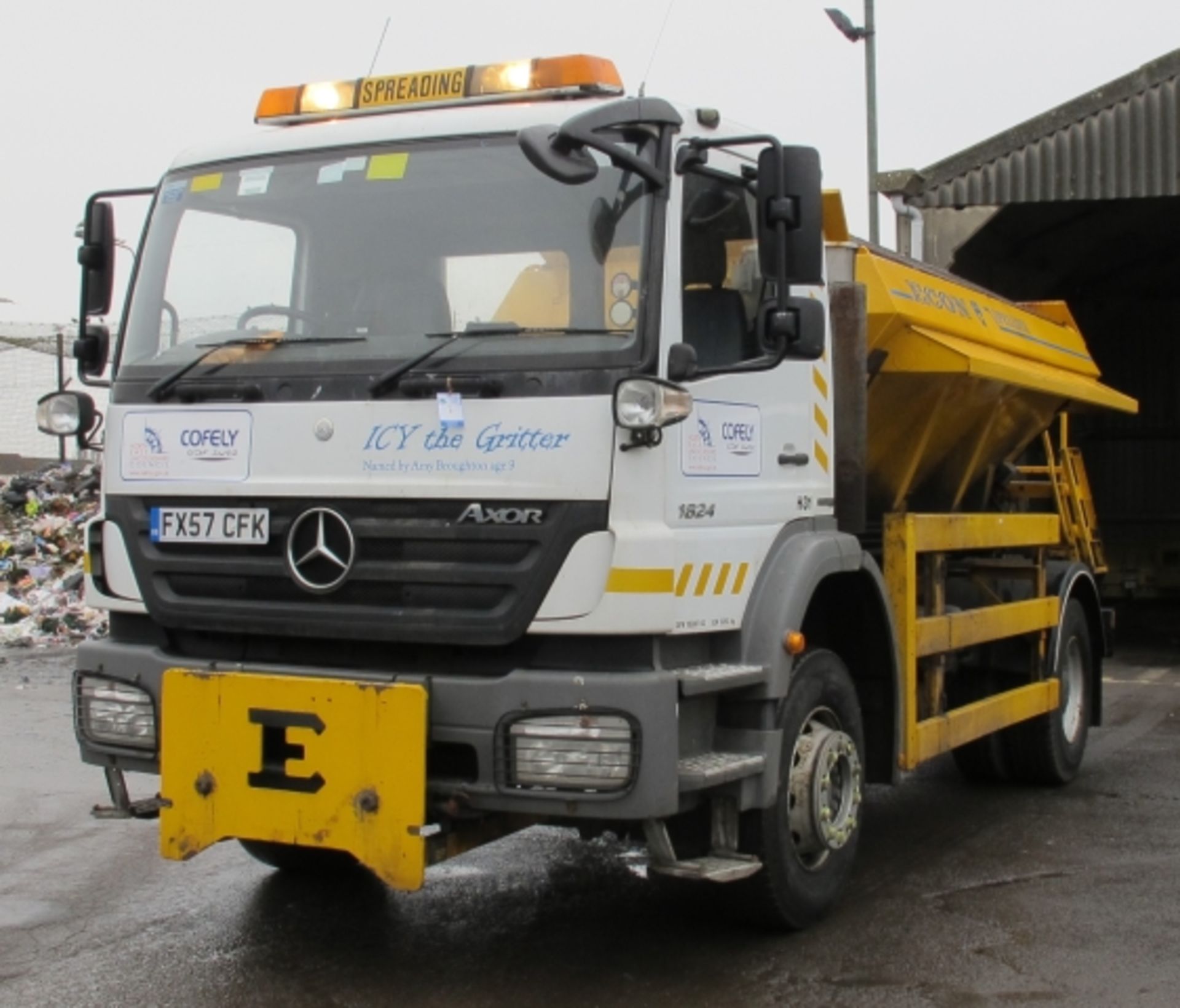 * Mercedes Axor 1824 18 Tonne 2WD Gritter Lorry with Econ Spreader Body, Reg FX57 CFK, Odometer Rea - Image 7 of 18