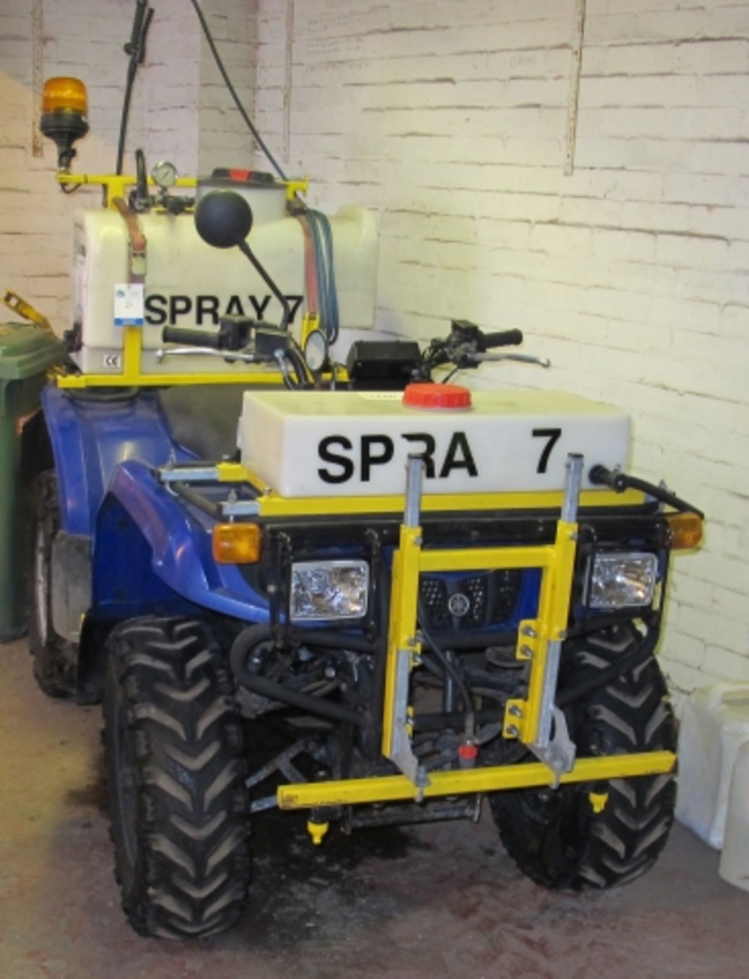 * 2008 Yamaha Grizzly Ultramatic 350 2WD Quad Bike fitted with Vale Engineering (York) Spray