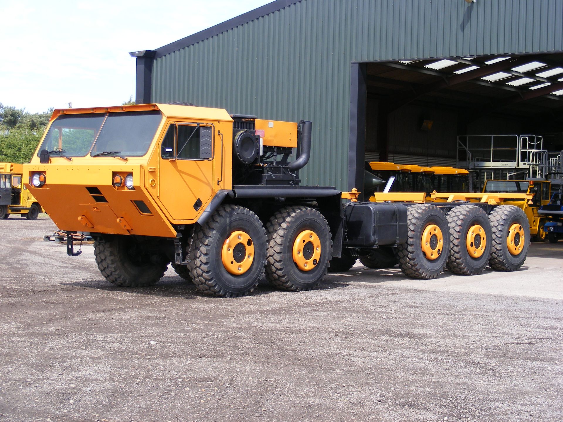 * Oshkosh 10x10 Heavy tactical Truck to LHD Specification. Powered by a Detroit 8v92TA 500hp - Image 7 of 13