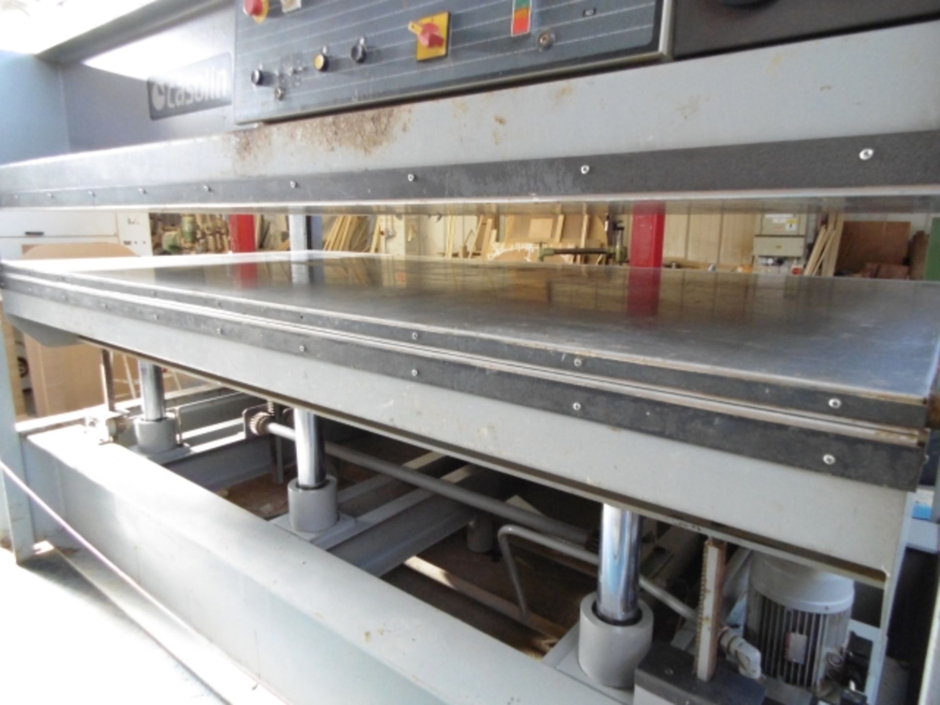 1996 CASOLIN TYPE TI 120 HYDRAULIC VENEER PRESS; BED SIZE 3000MM X 1580MM ALUMINIUM PLATES; 450MM - Image 6 of 13