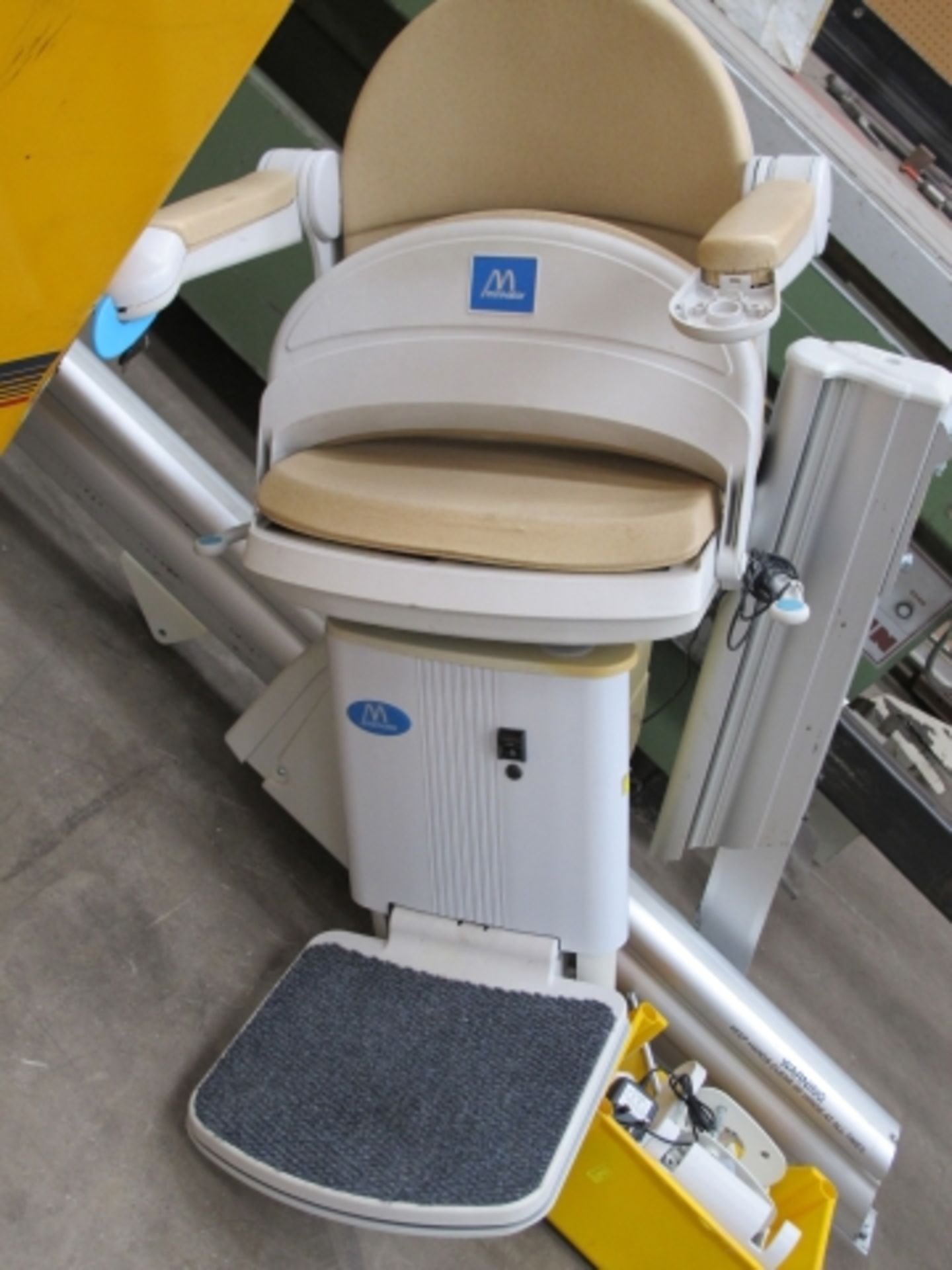 Minivator Electric Stairlift o/a Length 3.7m - Image 3 of 4