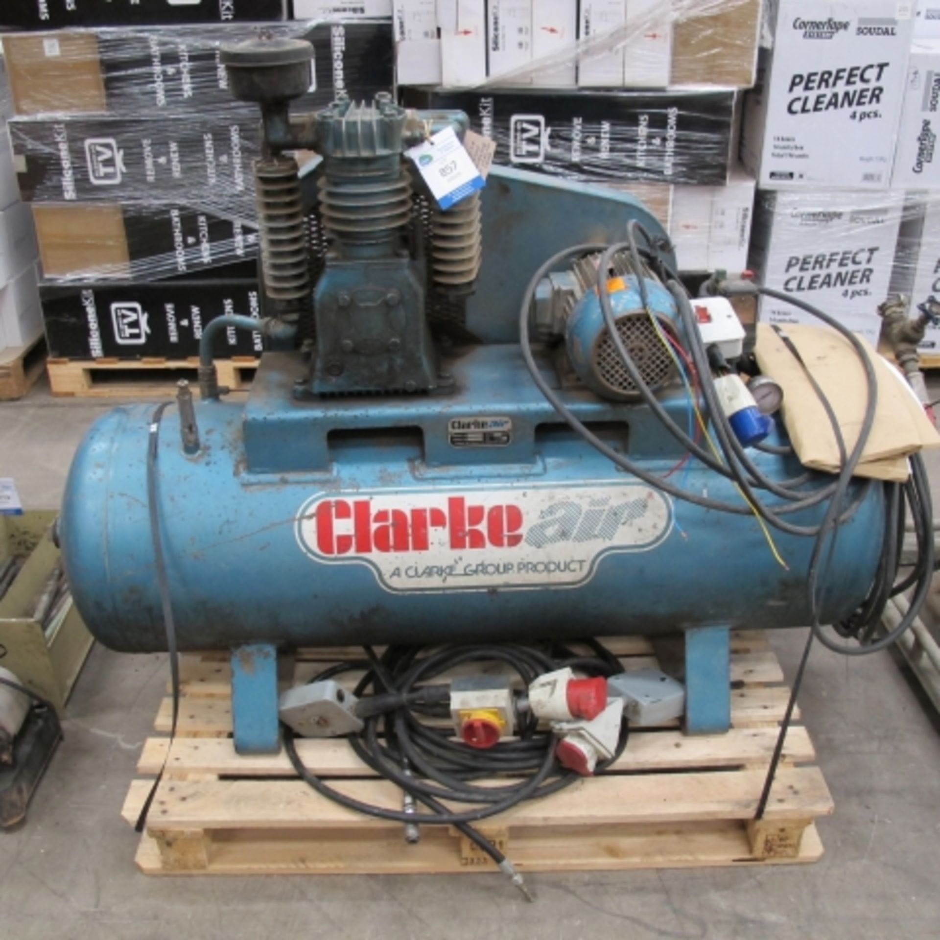 * A Clarke Air SE23AB Workshop Compressor.  Please note there is a £5 plus VAT handling fee on