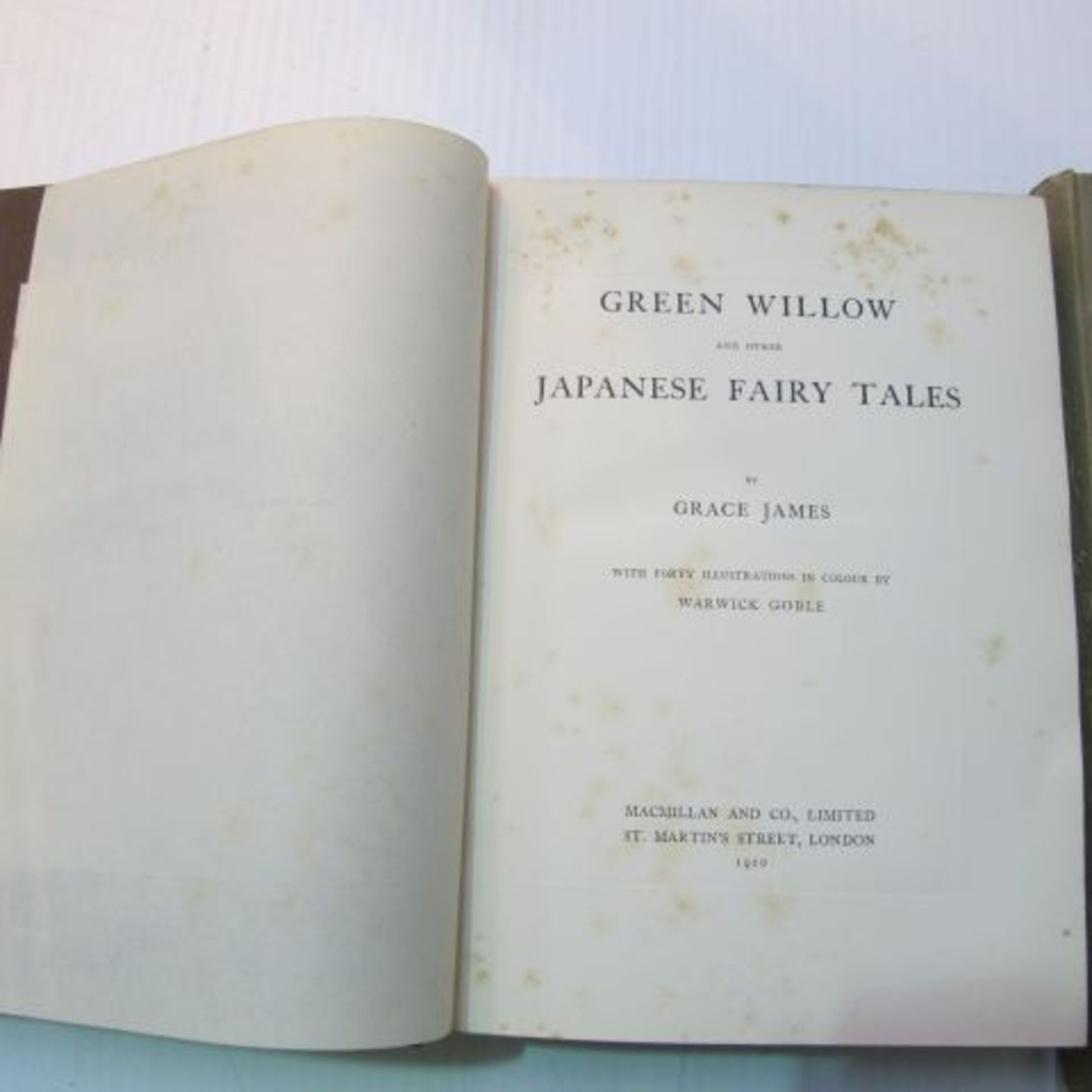 A hardback copy of Green Willow and Other Japanese Fairy Tales by Grace James illustrated by Warwick - Image 2 of 3