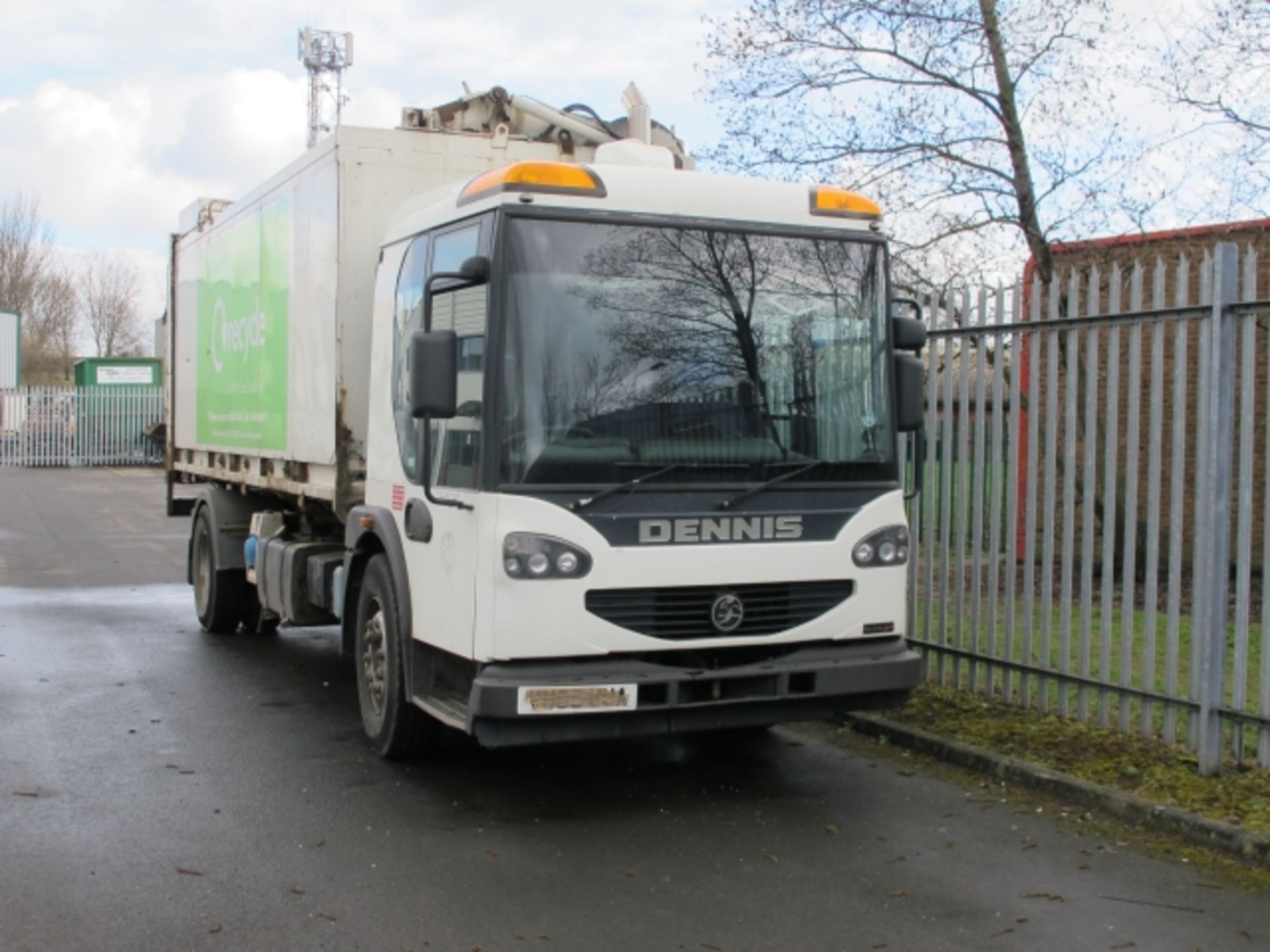 * 2006 Dennis Eagle Elite2 18 Tonne Kerbsider Refuse Vehicle with Terberg KS2-25 Body, Reg VU06 UUA,