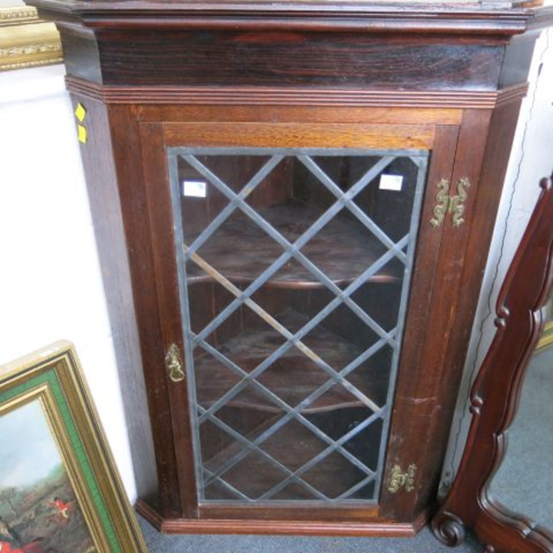 A Georgian Style Oak Hanging Corner Display Cabinet with Leaded Light Door.  103cm high together - Image 3 of 3