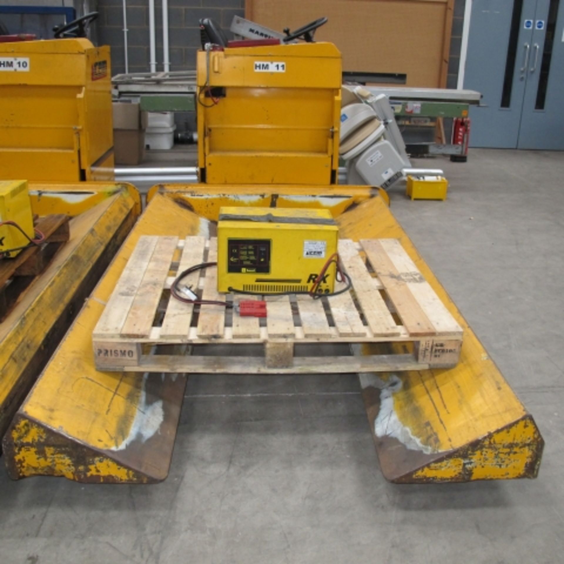 * A 2011 ICEM Type GT40F FC Reel Carrier.  S/No: 20290; Capacity 4000KG @ 1400mm Centres, 24V