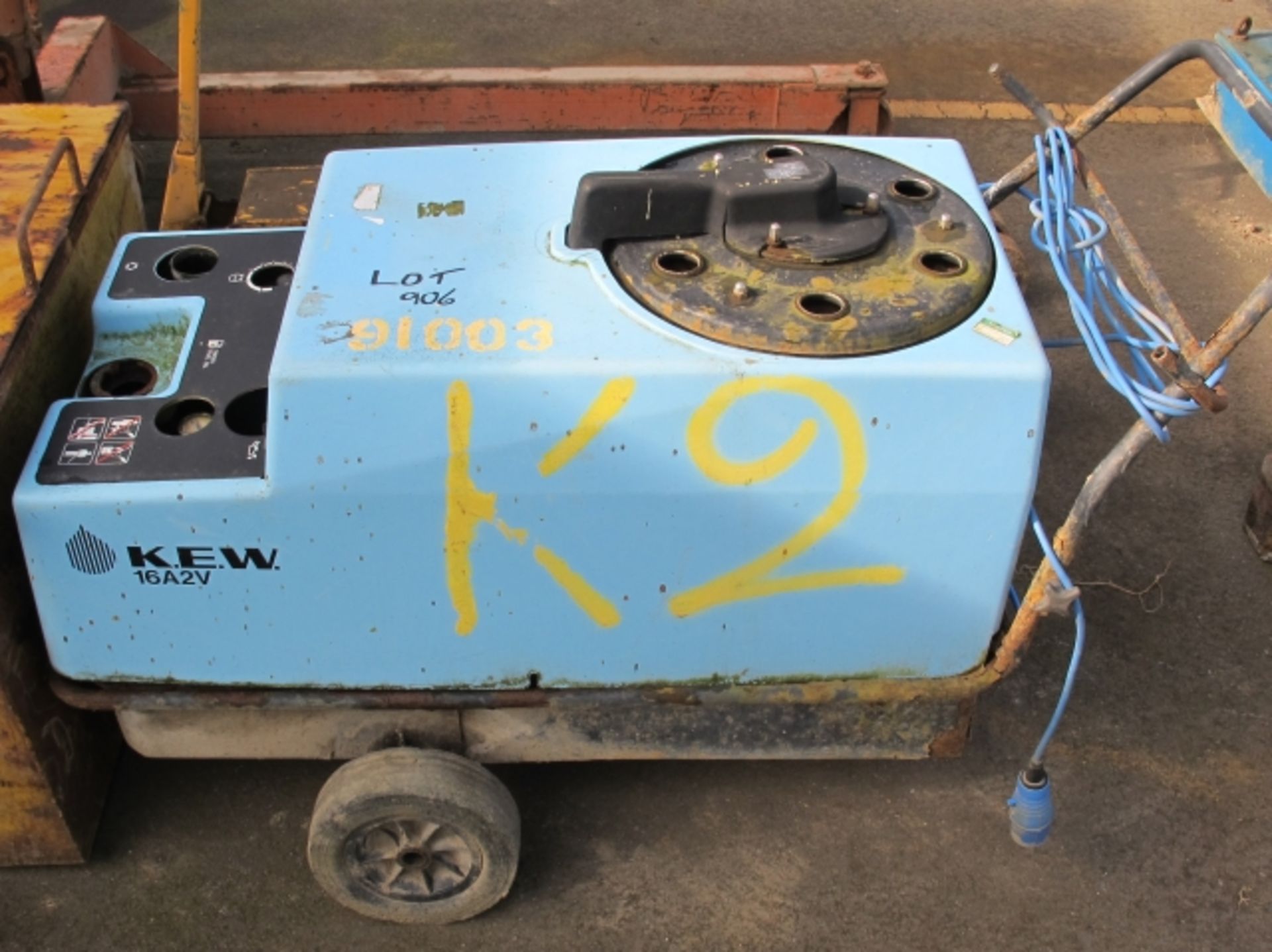 * KEW 16A 2V Diesel Pressure Washer 240V, (spares/repair).