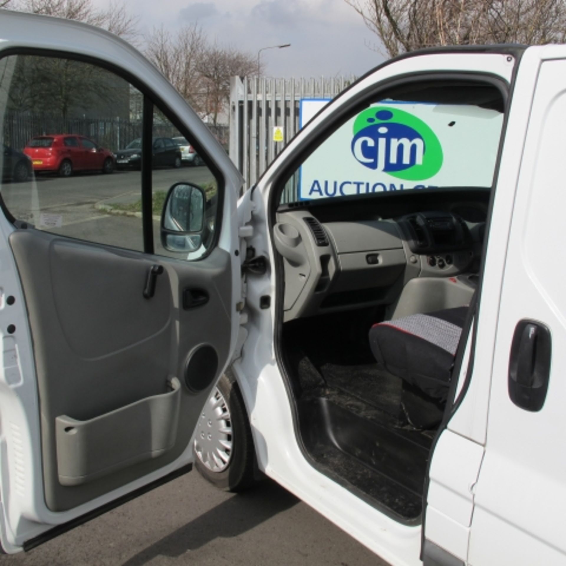 * A Renault Trafic SL27 DC100 6-Speed Panel Van, Reg: YM53VFL, SWB (Needs New Battery).  No V5 at - Image 7 of 12