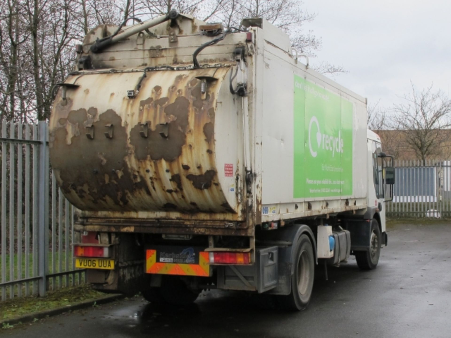 * 2006 Dennis Eagle Elite2 18 Tonne Kerbsider Refuse Vehicle with Terberg KS2-25 Body, Reg VU06 UUA, - Image 3 of 10