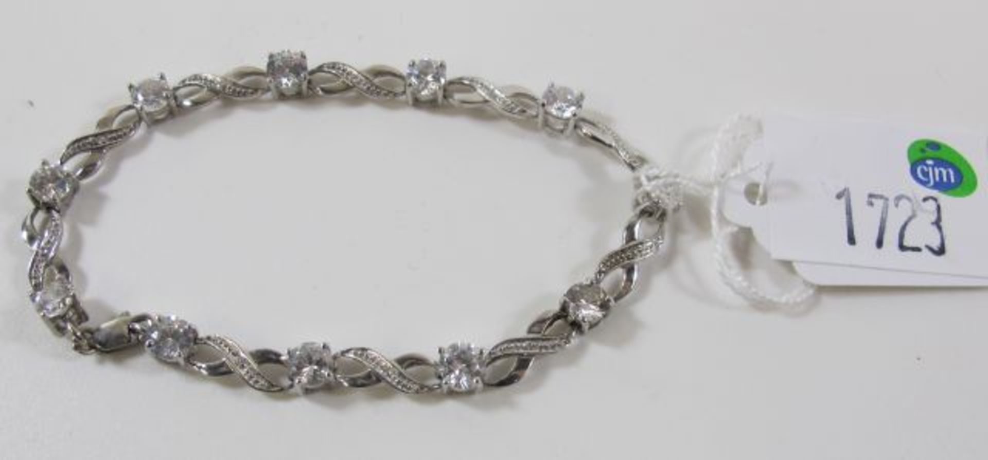 A 9ct White Gold Bracelet with Crystal Stones Diamond Set (est. £100-£150)