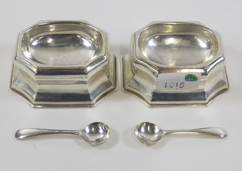 This is a Timed Online Auction on Bidspotter.co.uk, Click here to bid.  Pair of Britannia Silver ( - Image 2 of 2