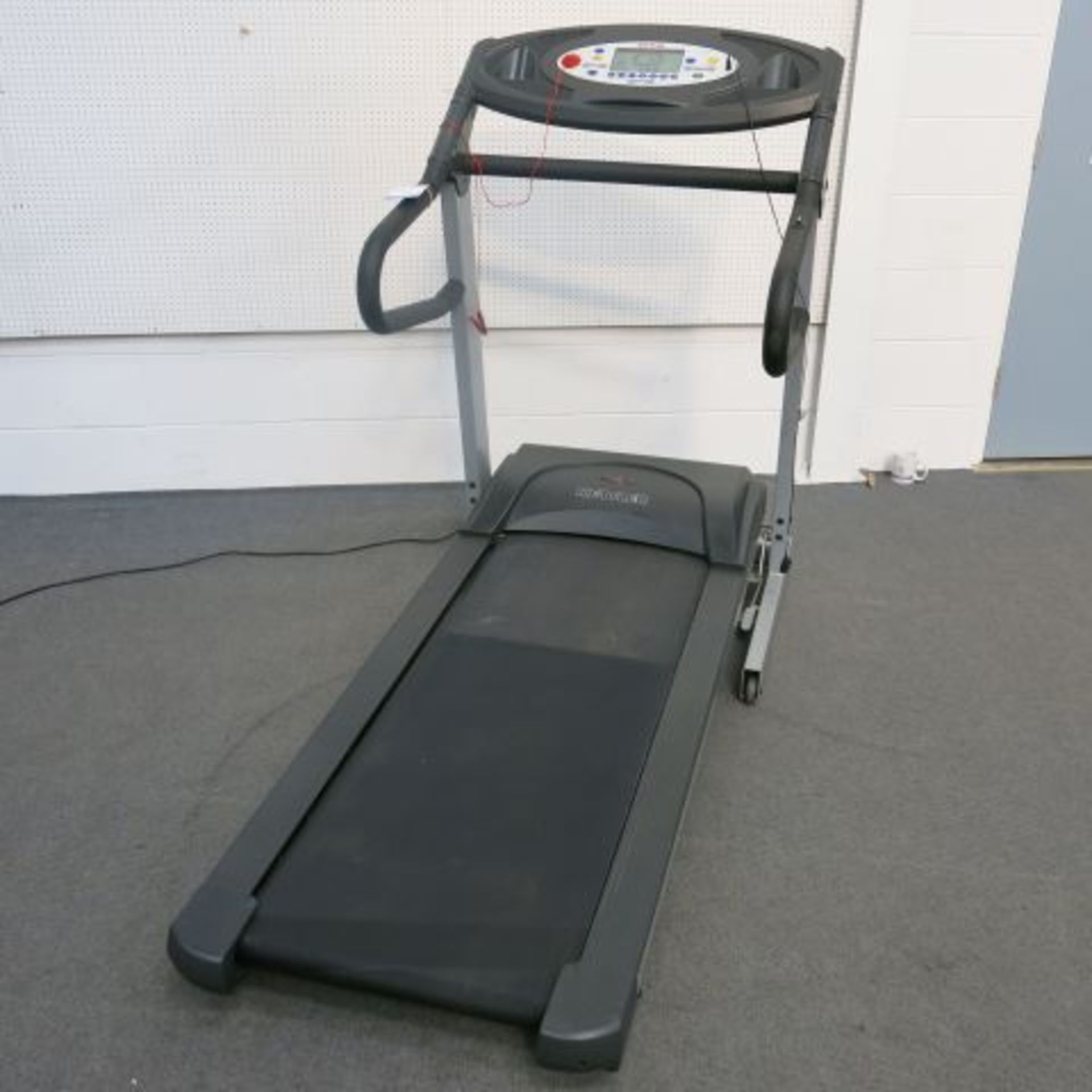 * Kettler Toronto Folding Treadmill, 240V. Please note, there is a £5 plus vat handling fee on this