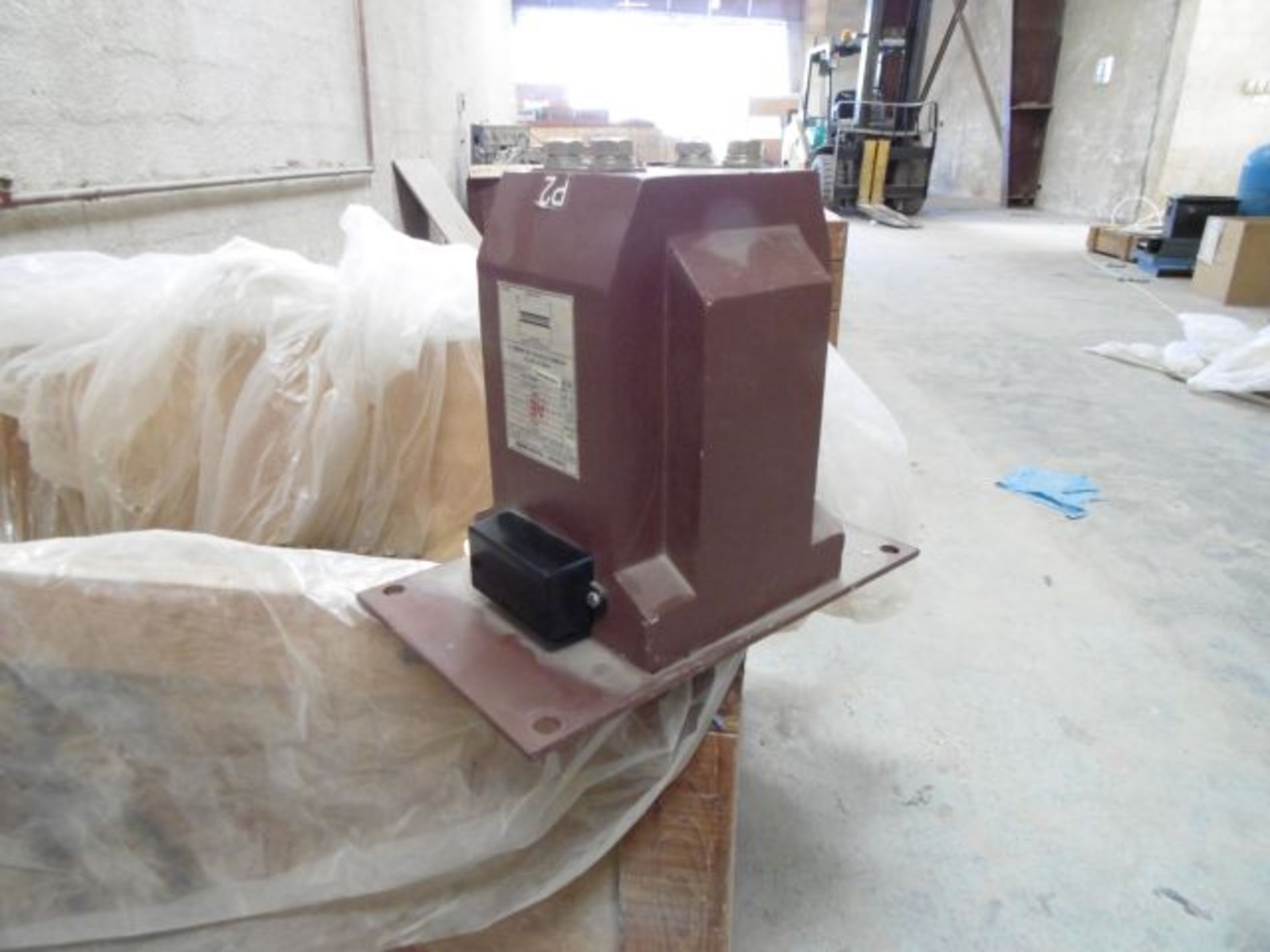 8 x Unused Automatic Electric Ltd Current Transformers to include 6 x Core-1 100/1A Ratio; 240V; - Image 2 of 3