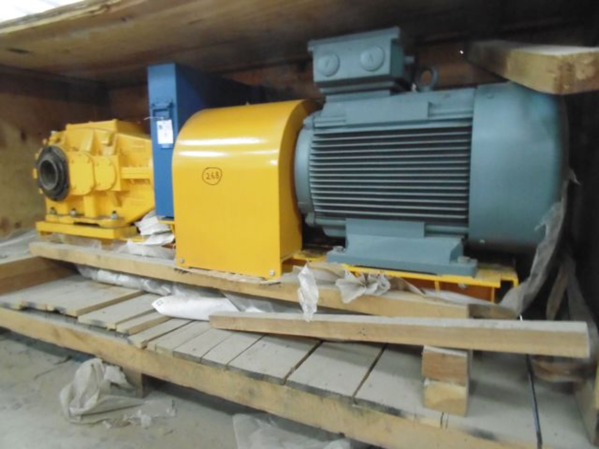 Unused Skid Mounted Drive Unit comprising 1999 Krupp type K25ZG 224; 1500rpm; serial no 24848 and - Image 3 of 5
