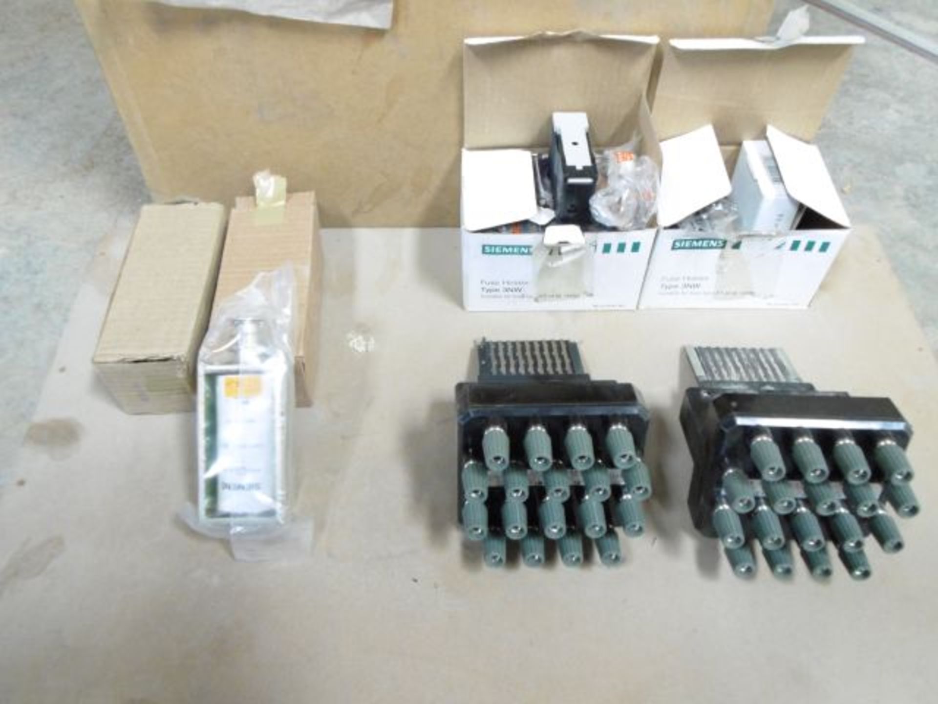 7 x Siemens Capacitors, type 3NW Fuse Holders, 2 x Fuji Electric Terminal Blocks & Cable