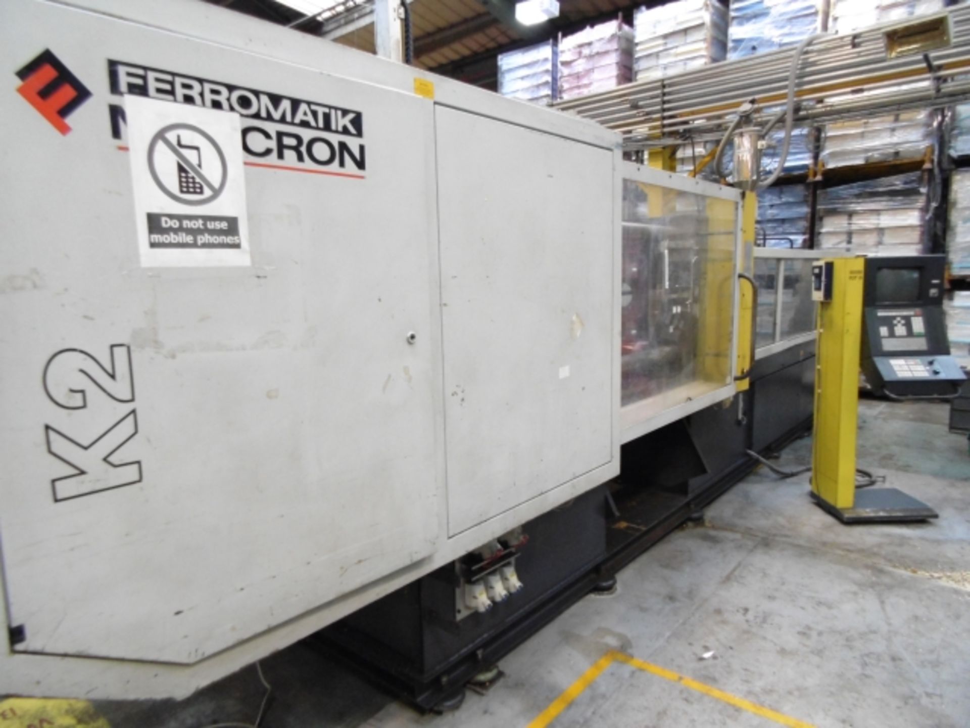 * 1995 FERROMATIK MILACRON TYPE K275-E CNC INJECTION MOULDER - FOR SPARES OR REPAIR; CLAMPING - Image 18 of 18