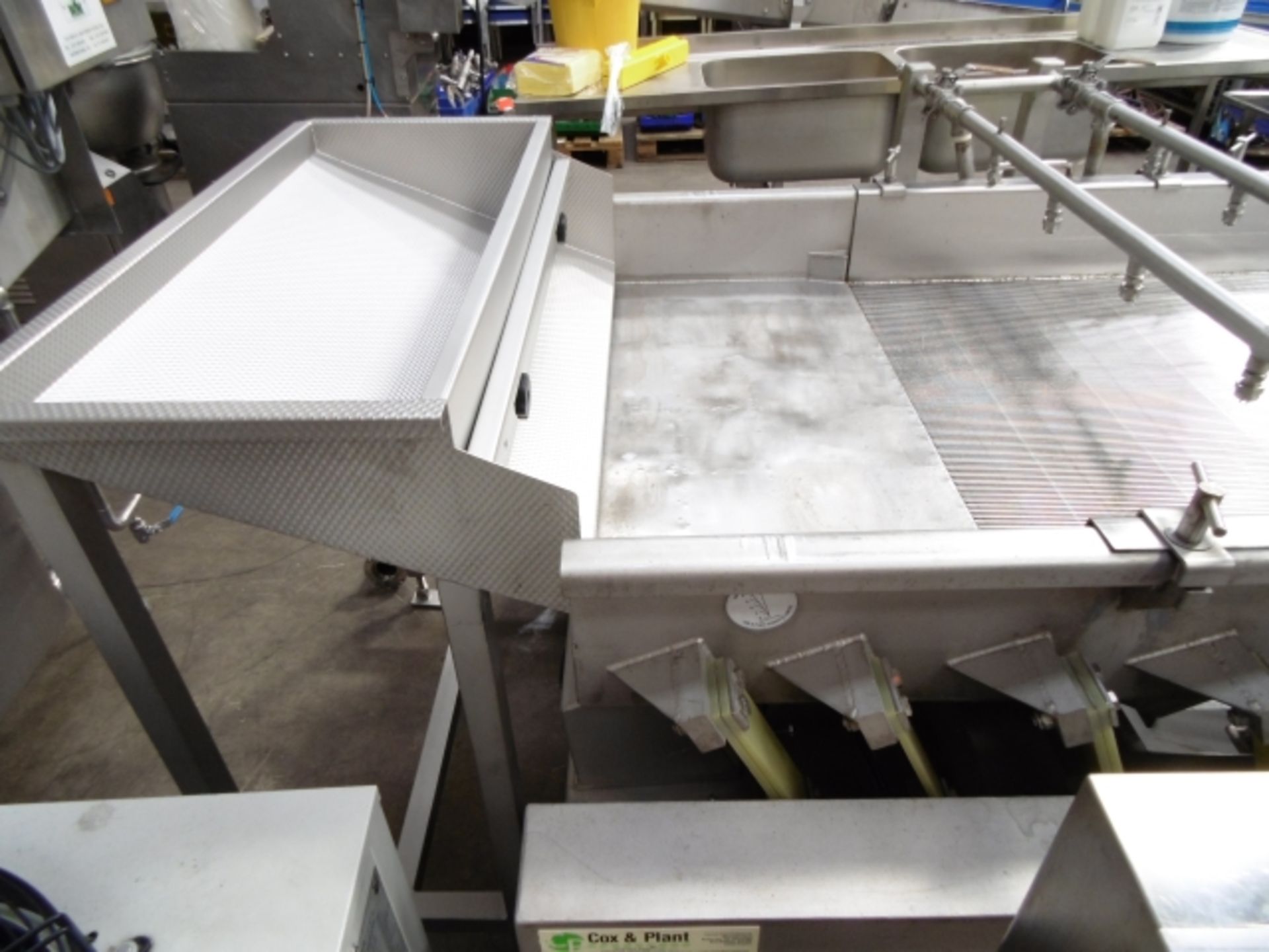 * Cox & Plant Stainless Steel Vibratory Glazing Conveyor; max recommended amplitude 6 mm; width - Image 6 of 14