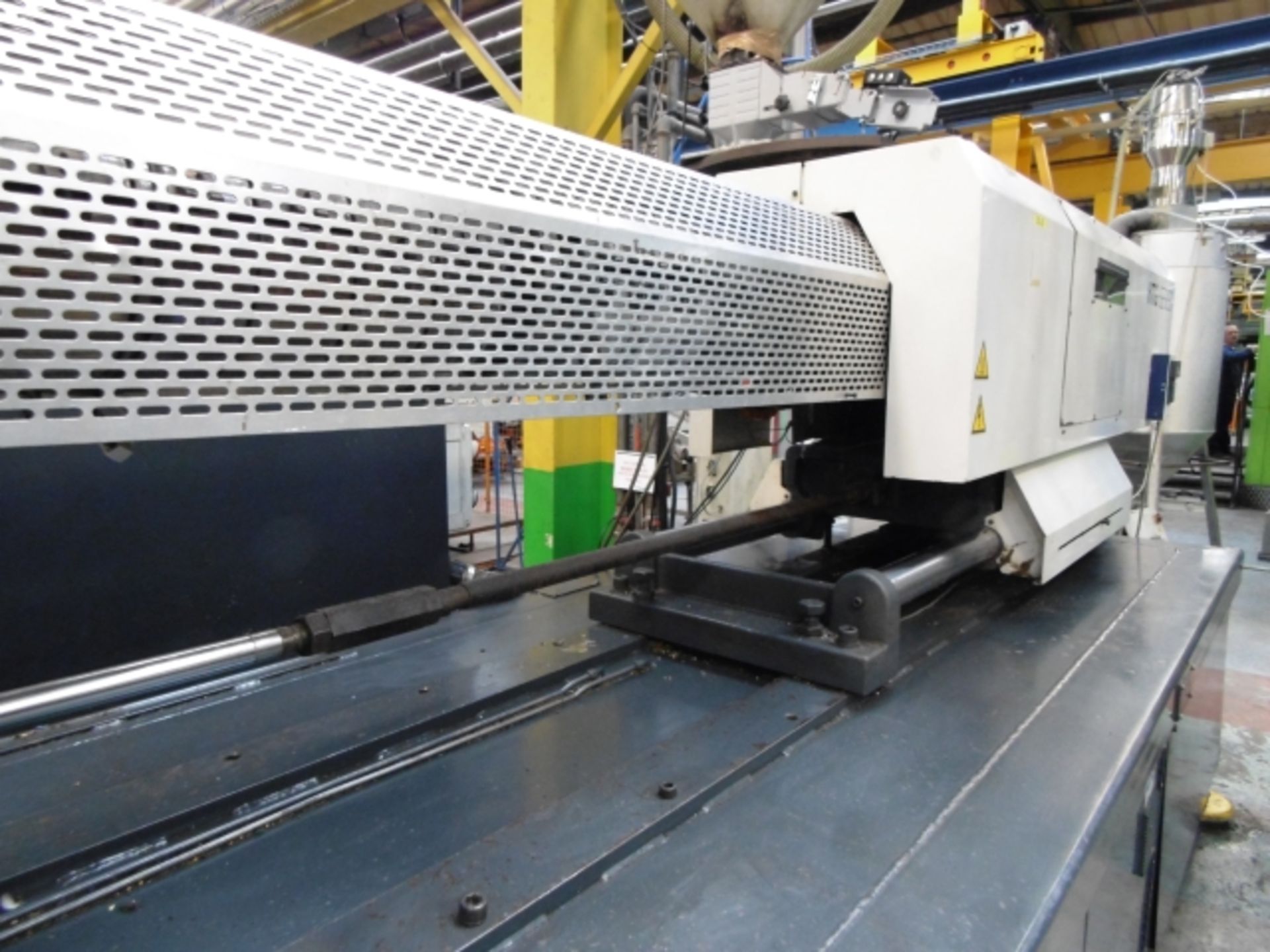 * VAN DORN DEMAG 600 TONNE HTG SERIES HORIZONTAL INJECTION MOULDER WITH CNC CONTROLS; 3 PHASE; - Image 23 of 24