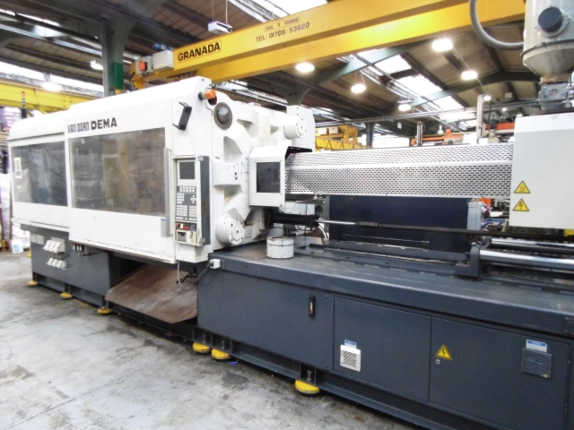 * VAN DORN DEMAG 600 TONNE HTG SERIES HORIZONTAL INJECTION MOULDER WITH CNC CONTROLS; 3 PHASE; - Image 2 of 24