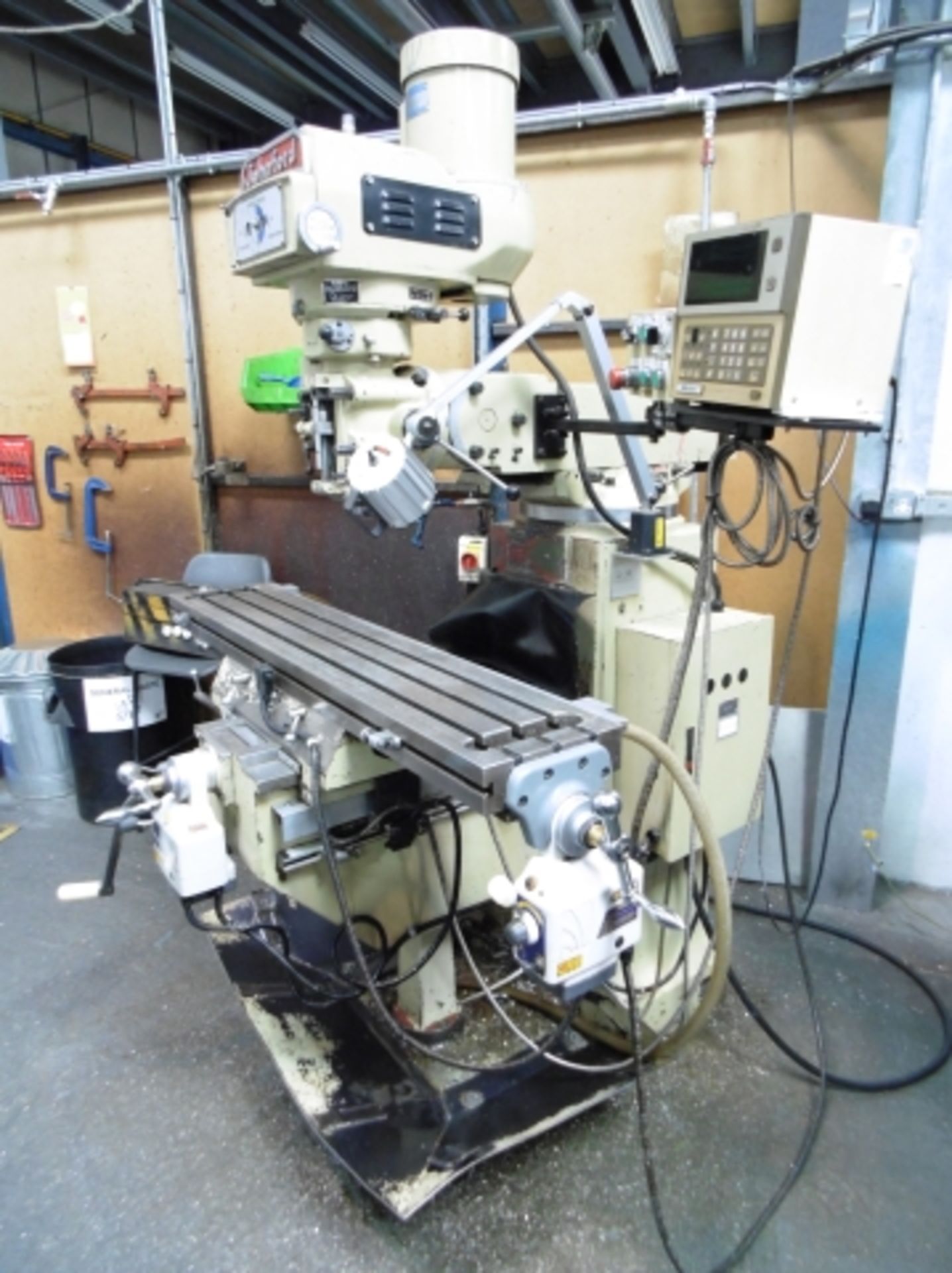 * 1989 Johnford model 4 AVS milling machine with rotating turret; spindle speed Lo= 60-400, Hi= - Image 12 of 15