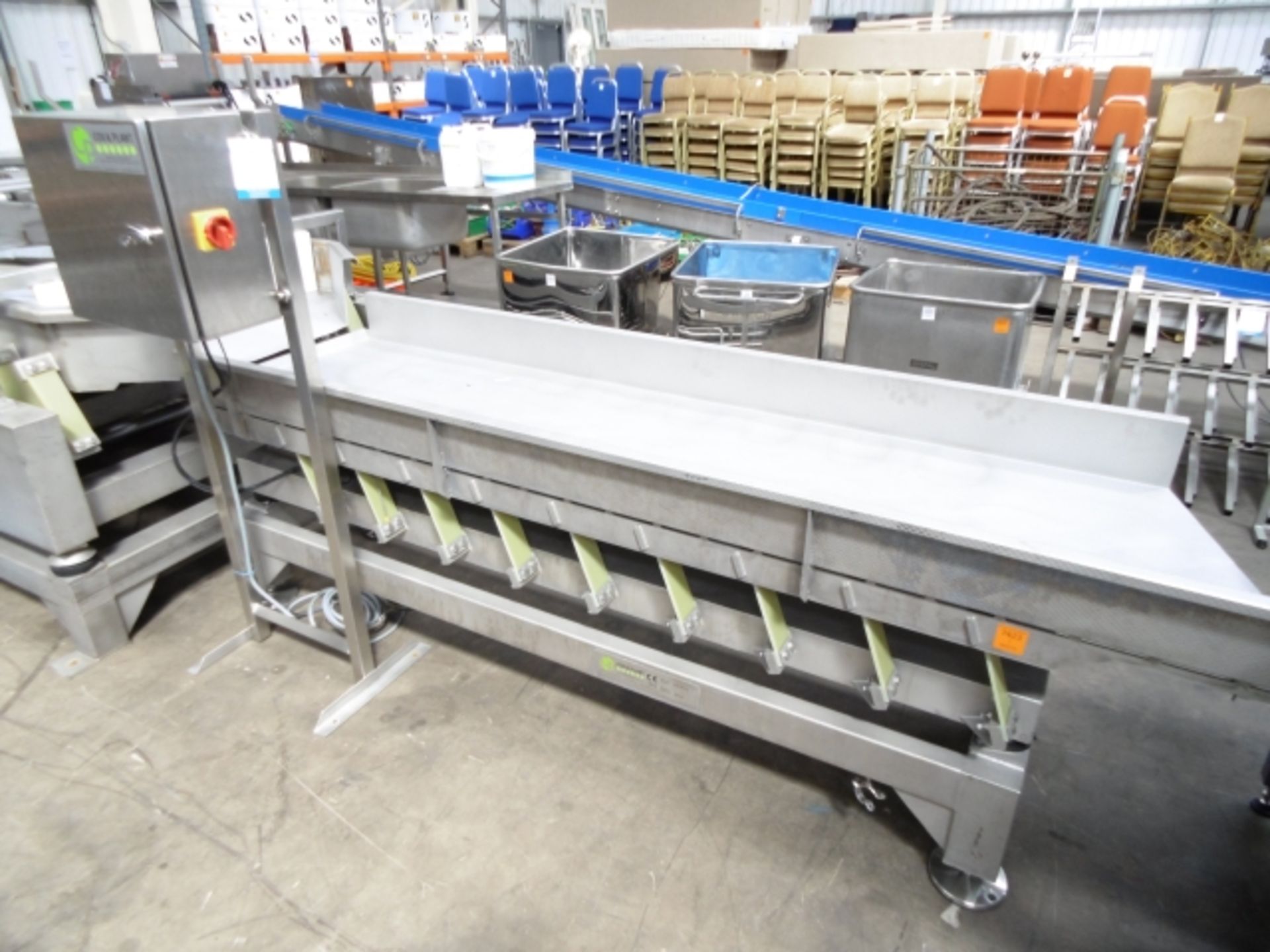 * 2013 Cox & Plant Stainless Steel Vibratory Hardening Conveyor; max amplitude 6 mm; width 620 mm;