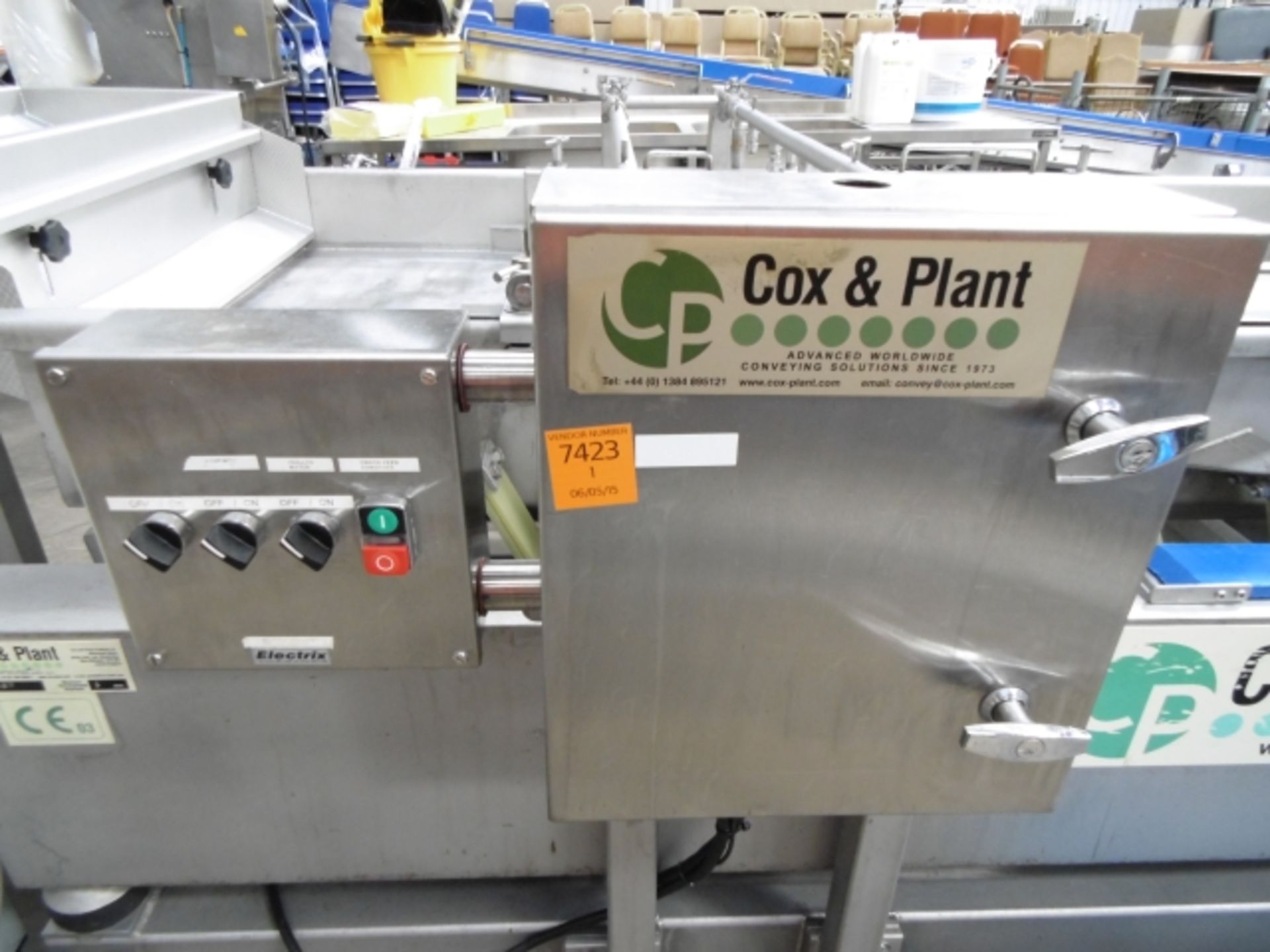 * Cox & Plant Stainless Steel Vibratory Glazing Conveyor; max recommended amplitude 6 mm; width - Image 4 of 14