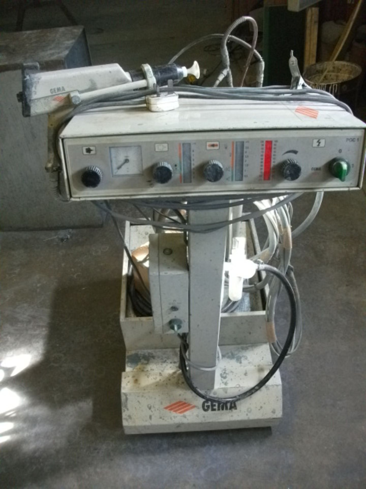 * GEMA Type PGCI 240V Powder Spray Gun, Serial No 810411867 Please note this lot is located at