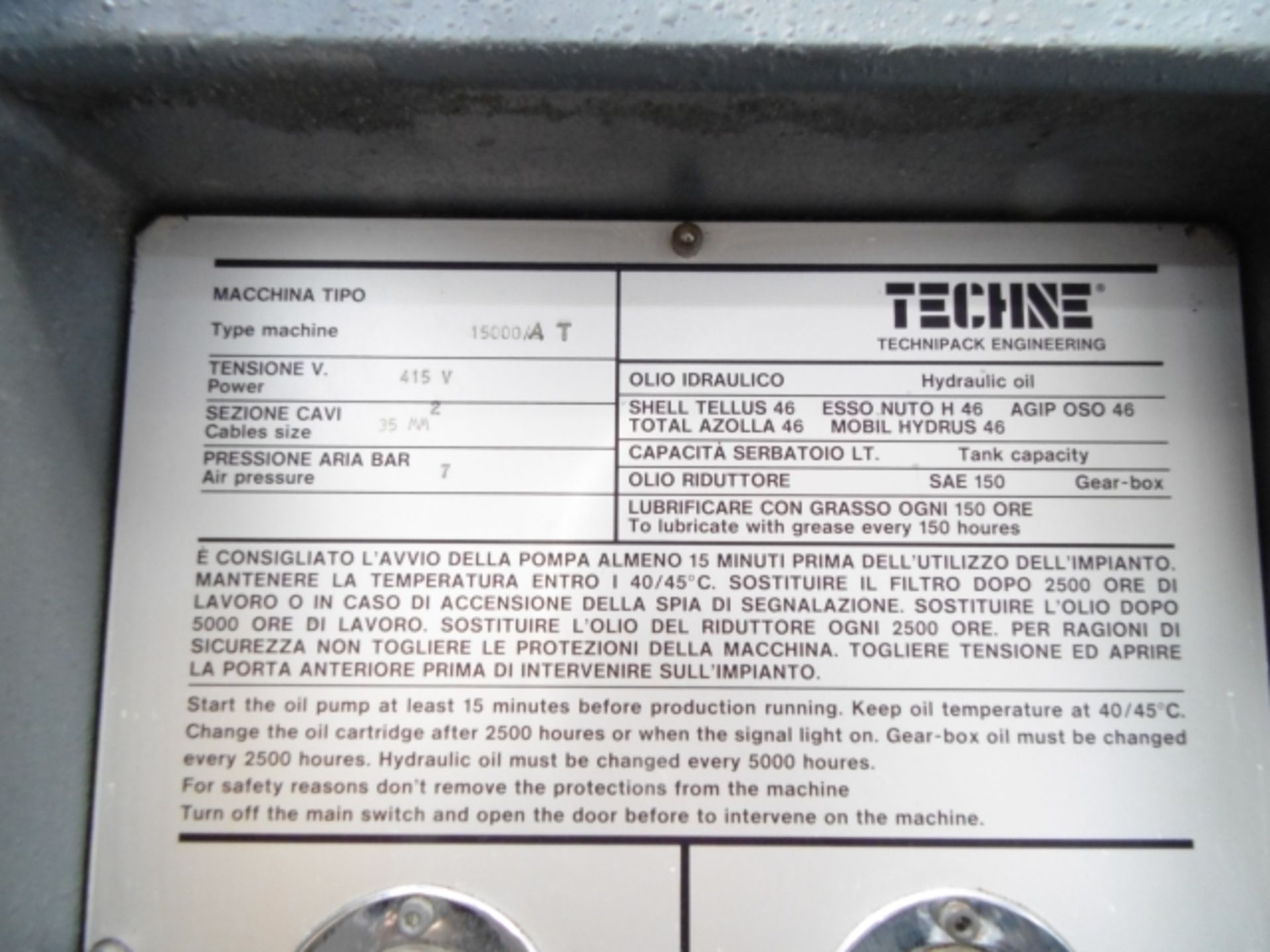 * 1989 TECHNE TYPE 15000 AT BLOW MOULDING MACHINE; WITH SYSTEM SERIES COMPUTER CONTROL; AIR PRESSURE - Image 8 of 19